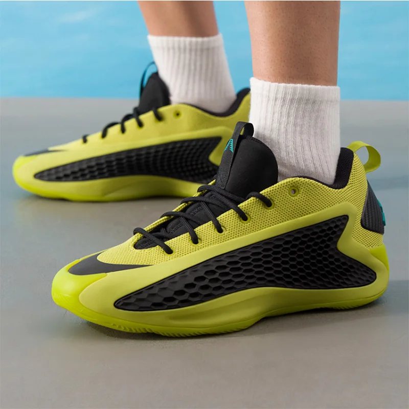 Adidas Men's ANTHONY EDWARDS 1 Shock Absorbing and Wear-resistant Training Basketball Shoes JS1778
Adidas Men's ANTHONY EDWARDS 1 Shock Absorbing and Wear-resistant Training Basketball Shoes JS1778