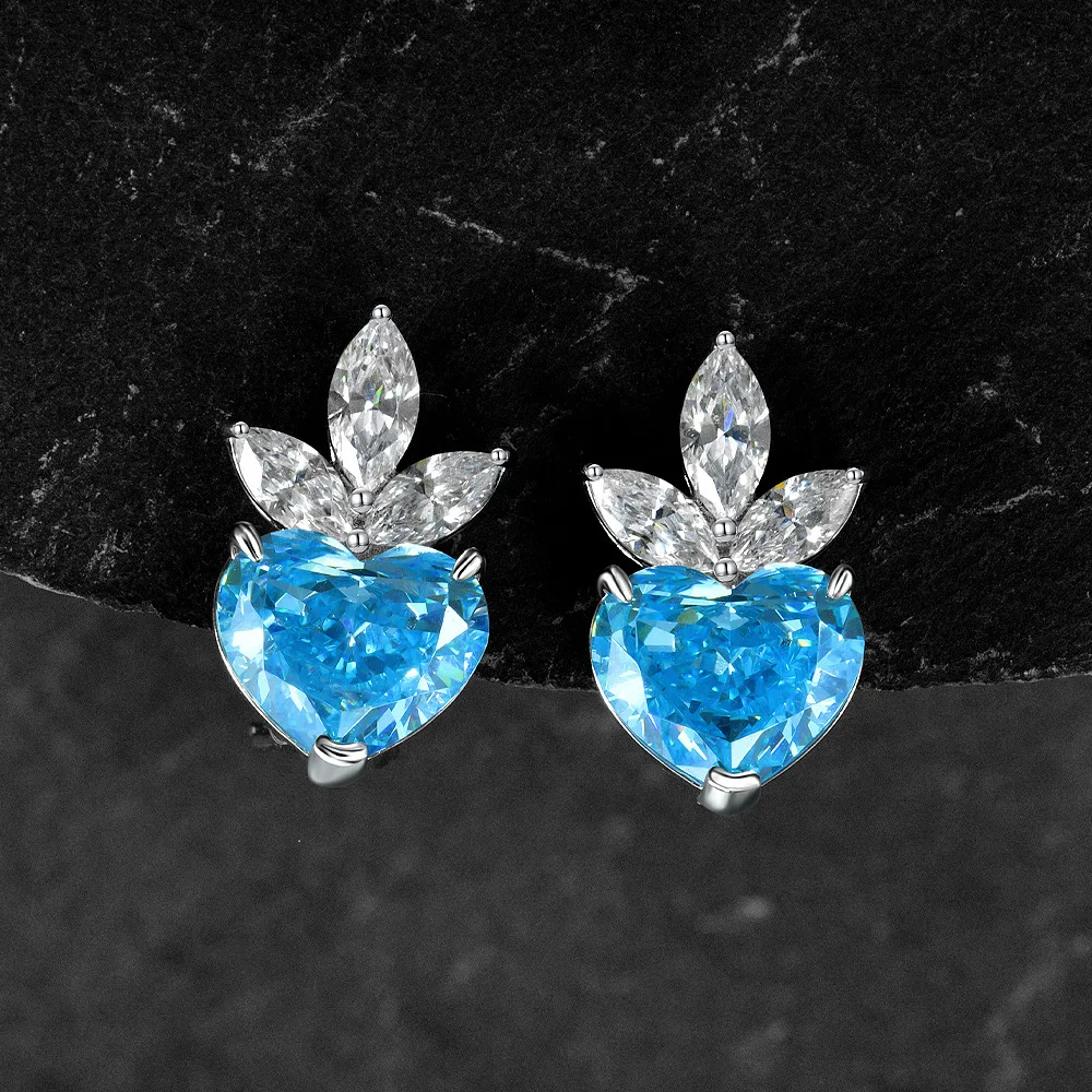 New 925 Silver 10 Carat Heart-shaped Sea Blue Earrings Without Ear Holes for Women's Wedding Jewelry
New 925 Silver 10 Carat Heart-shaped Sea Blue Earrings Without Ear Holes for Women's Wedding Jewelry