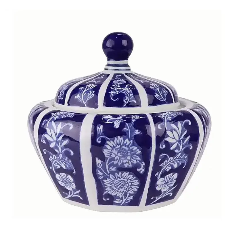-Blue And White Porcelain Ceramic Storage Jar Floral Texture Ginger Candy Can Tea Canister Desk Decoration Flower Arrangement
-Blue And White Porcelain Ceramic Storage Jar Floral Texture Ginger Candy Can Tea Canister Desk Decoration Flower Arrangement