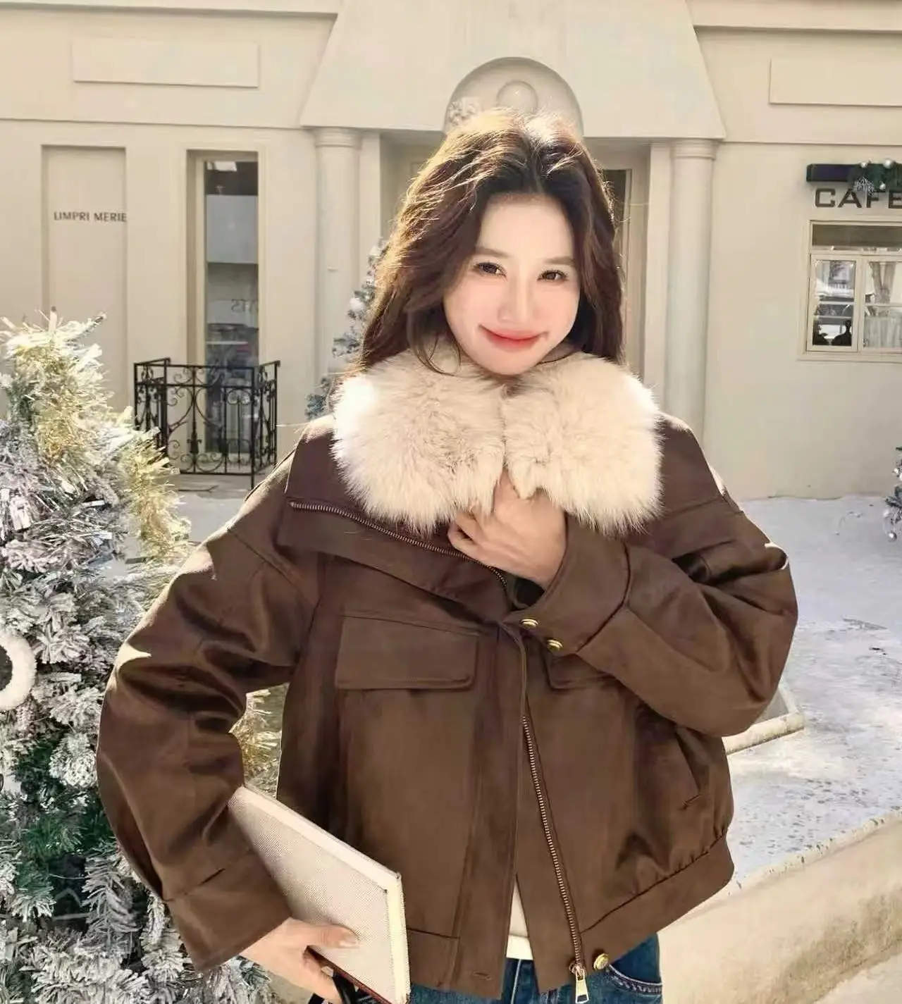 Winter Fox Fur Collar With Magnet Women Neck Warm Natural Fur Scarf Luxury Fur Square Collar Coat Decor Shawl Girls Muffler
Winter Fox Fur Collar With Magnet Women Neck Warm Natural Fur Scarf Luxury Fur Square Collar Coat Decor Shawl Girls Muffler
