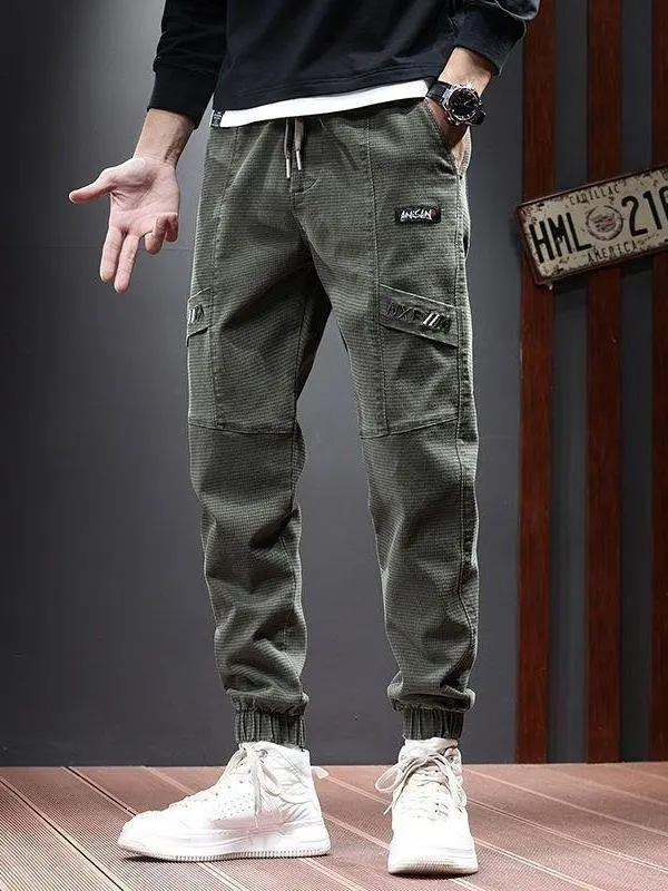 Мужские джинсы на эластичной флисовой подкладке, осенне-зимние, новые, свободные, в стиле гарем, с манжетами, на резинке, модные повседневные брюки
Мужские джинсы на эластичной флисовой подкладке, осенне-зимние, новые, свободные, в стиле гарем, с манжетами, на резинке, модные повседневные брюки