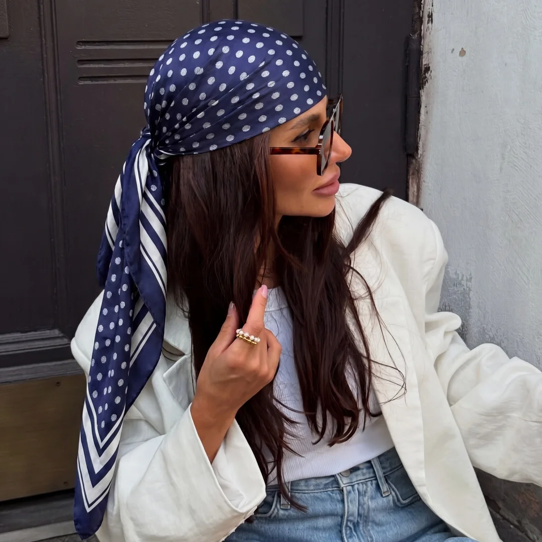 Women's Scarf Hijab Bandana Handkerchief Satin Scarves Woman Headscarf Square Print Lightweight Turban Neckerchief Head Wrap
Women's Scarf Hijab Bandana Handkerchief Satin Scarves Woman Headscarf Square Print Lightweight Turban Neckerchief Head Wrap