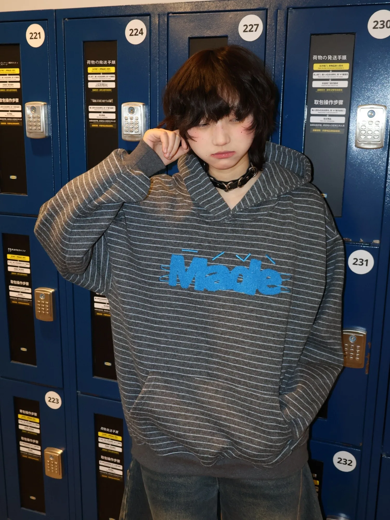 Свободная толстовка-худи в американском ретро-стиле с полосками, повседневная верхняя одежда для пар, смесь полиэстера, нейлона, акрила и шерсти
Свободная толстовка-худи в американском ретро-стиле с полосками, повседневная верхняя одежда для пар, смесь полиэстера, нейлона, акрила и шерсти