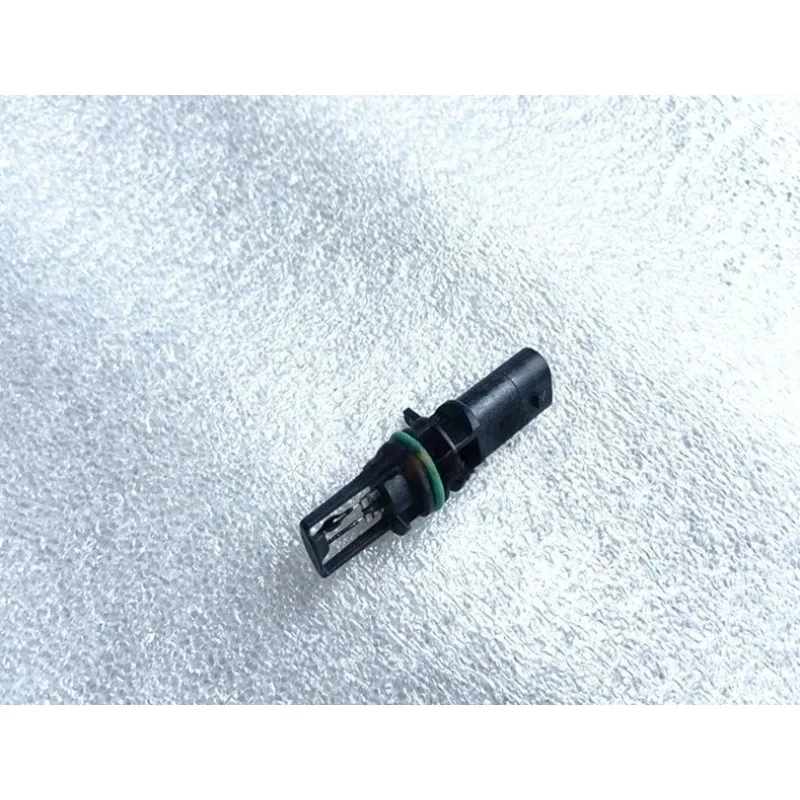 Boost Intake Temperature Sensor for Mercedes Benz W204 W205 C200 GLC300 W213 W222 M274 M276
Boost Intake Temperature Sensor for Mercedes Benz W204 W205 C200 GLC300 W213 W222 M274 M276