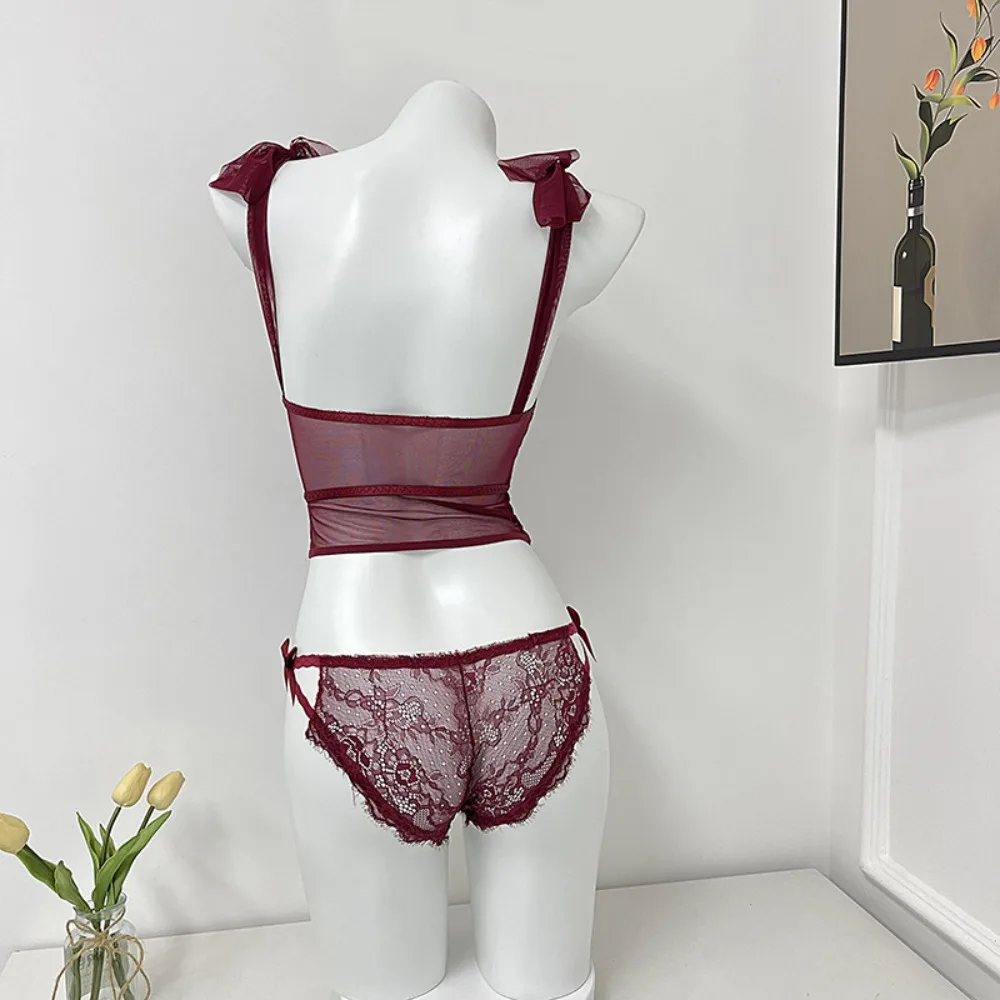 Passionate Set Lace Camisole Briefs Set Hollow Mesh Slim Fit Bow Lace Corset Nightgown Sleeveless Women Lingerie Uniform Ladies
Passionate Set Lace Camisole Briefs Set Hollow Mesh Slim Fit Bow Lace Corset Nightgown Sleeveless Women Lingerie Uniform Ladies