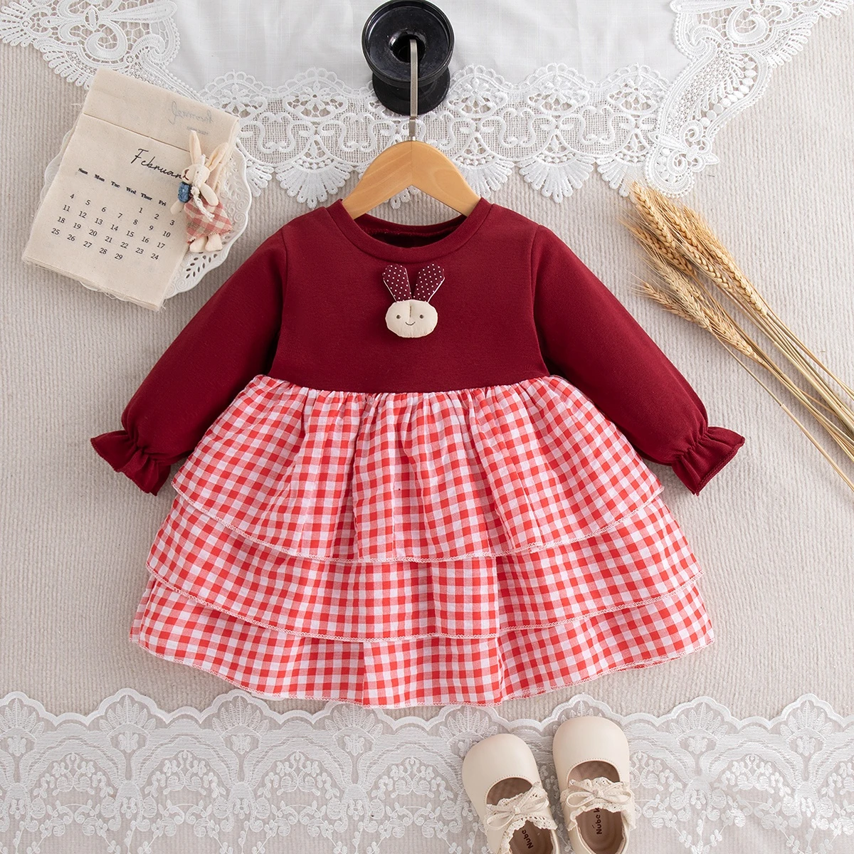 Cute Rabbit Baby Girl Dress Spring And Autumn New Checkered Children'S Clothes (9 Months -3 Years Old)
Cute Rabbit Baby Girl Dress Spring And Autumn New Checkered Children'S Clothes (9 Months -3 Years Old)