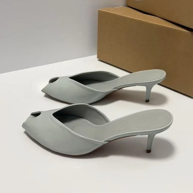 Zapatos de tacón alto con punta abierta, elegantes, para mujer, tipo mules, de cuero suave, con abertura en la parte delantera, ideales para eventos, vestidos de fiesta, sandalias modernas de verano para damas. Zapatos de tacón alto con punta abierta, elegantes, para mujer, tipo mules, de cuero suave, con abertura en la parte delantera, ideales para eventos, vestidos de fiesta, sandalias modernas de verano para damas.