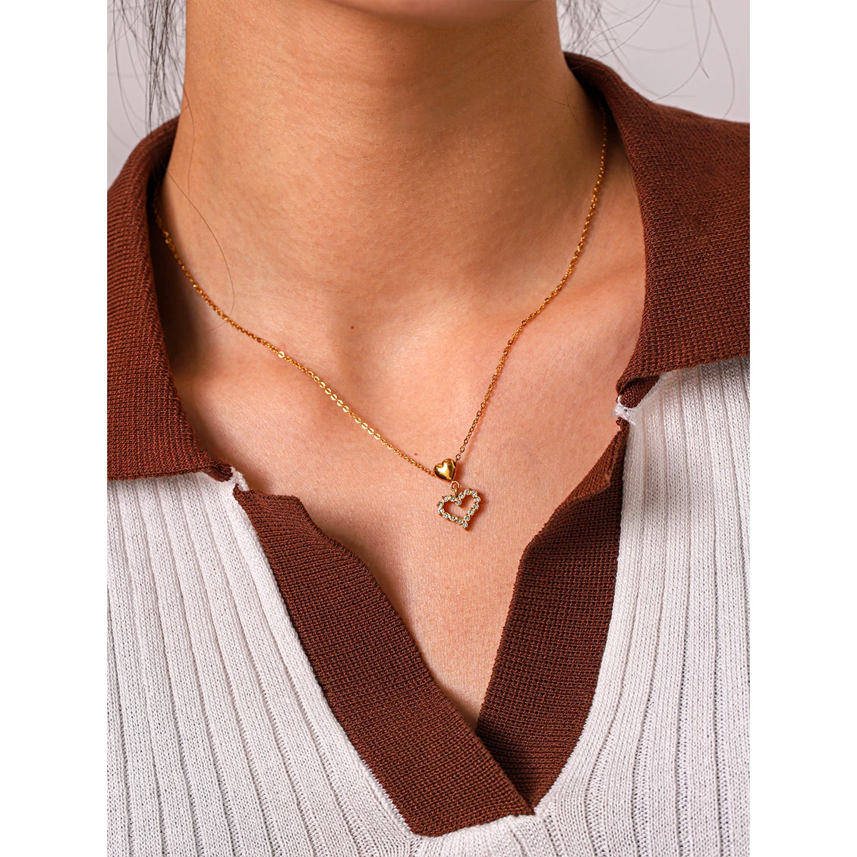 18K Gold Plated 316L Stainless Steel Double Heart Pendant Necklace Cubic Zirconia Hollow Solid Heart Jewelry Gift For Women's
18K Gold Plated 316L Stainless Steel Double Heart Pendant Necklace Cubic Zirconia Hollow Solid Heart Jewelry Gift For Women's