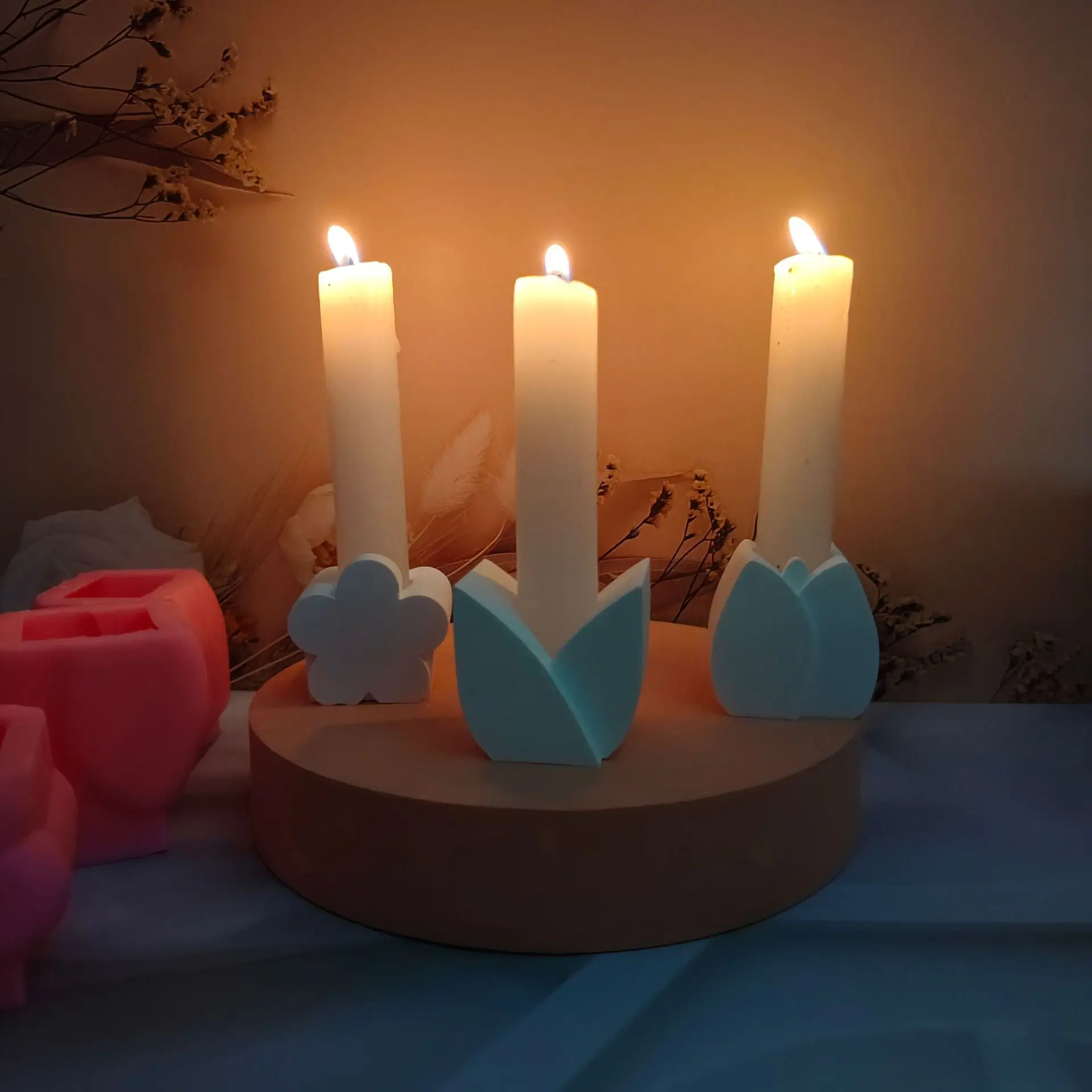 Three Kinds of Flowers Candlestick Silicone Mold DIY Aromatherapy Candles Decorative Ornaments Candlestick Silicone Moulds
Three Kinds of Flowers Candlestick Silicone Mold DIY Aromatherapy Candles Decorative Ornaments Candlestick Silicone Moulds