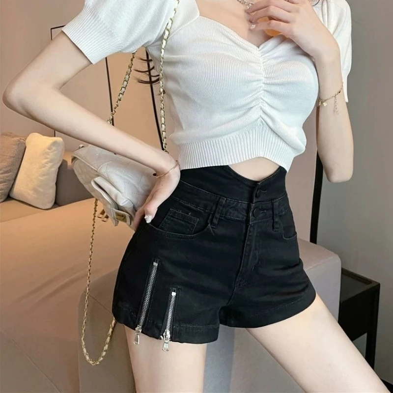 White Denim Shorts Women 2026 New Arrival High Waist Capri Pants Lightweight Summer Fashion Designer Style Hot Pants
White Denim Shorts Women 2026 New Arrival High Waist Capri Pants Lightweight Summer Fashion Designer Style Hot Pants