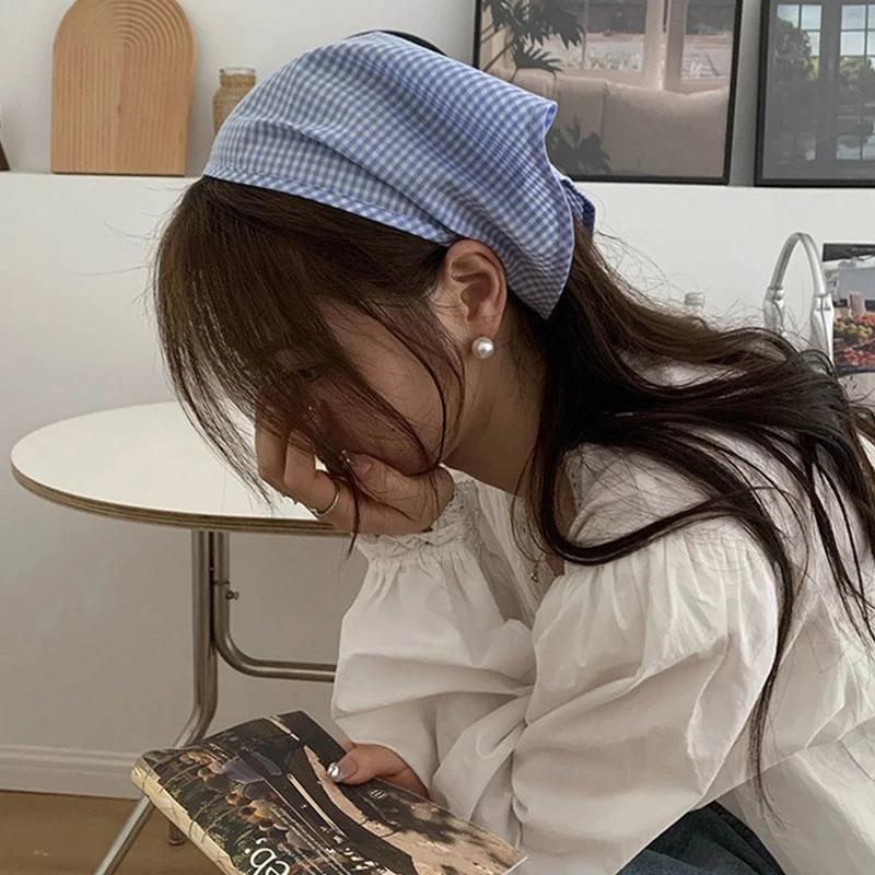 New Striped Hair Scarf Bohemia Bandana Hair Band Retro Triangle Scarf Kerchief Women Girl Travel Photo Headscarf Accessories
New Striped Hair Scarf Bohemia Bandana Hair Band Retro Triangle Scarf Kerchief Women Girl Travel Photo Headscarf Accessories