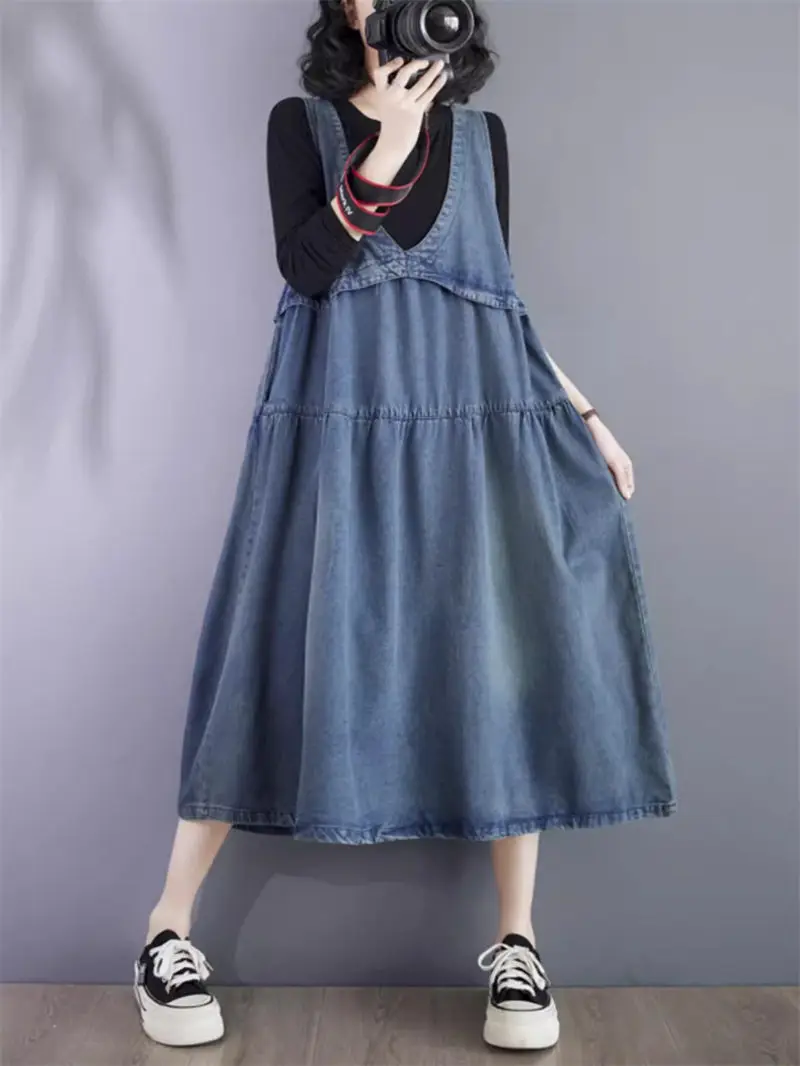 Korean Loose V-Neck Denim Vest Dress Large Size 2024 Spring Summer Fashionable Sleeveless Strap Jeans Dress For Women K311
Korean Loose V-Neck Denim Vest Dress Large Size 2024 Spring Summer Fashionable Sleeveless Strap Jeans Dress For Women K311