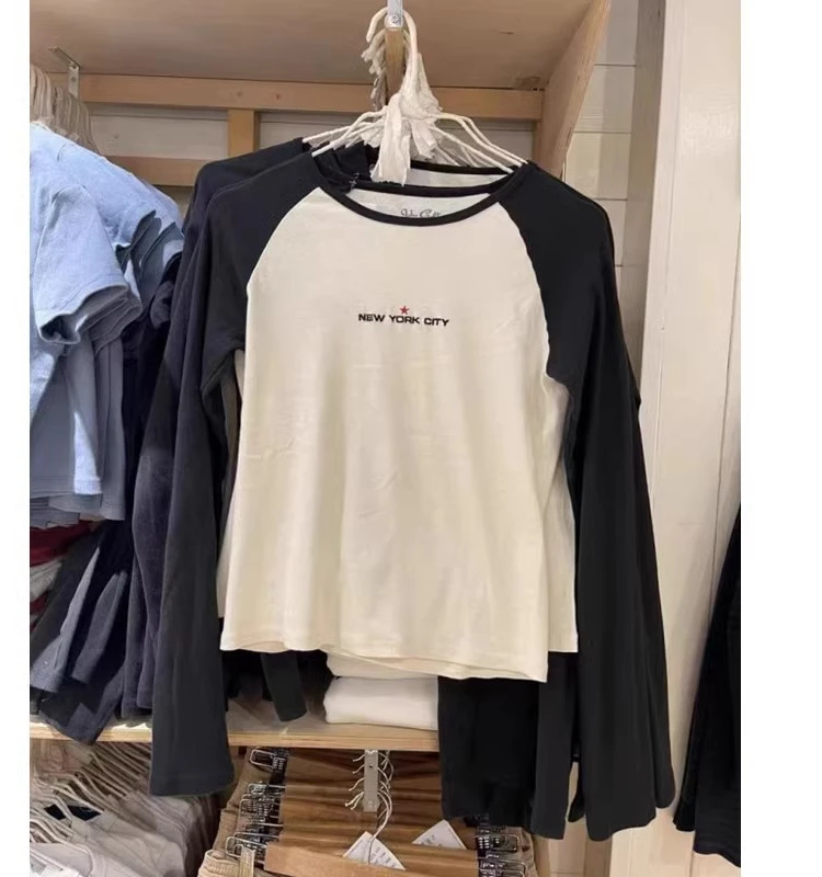 Early Autumn New Vintage Women's Long Sleeve Embroidered T-Shirt Shoulder Insert Cotton Pure Color Block Top City Style
Early Autumn New Vintage Women's Long Sleeve Embroidered T-Shirt Shoulder Insert Cotton Pure Color Block Top City Style