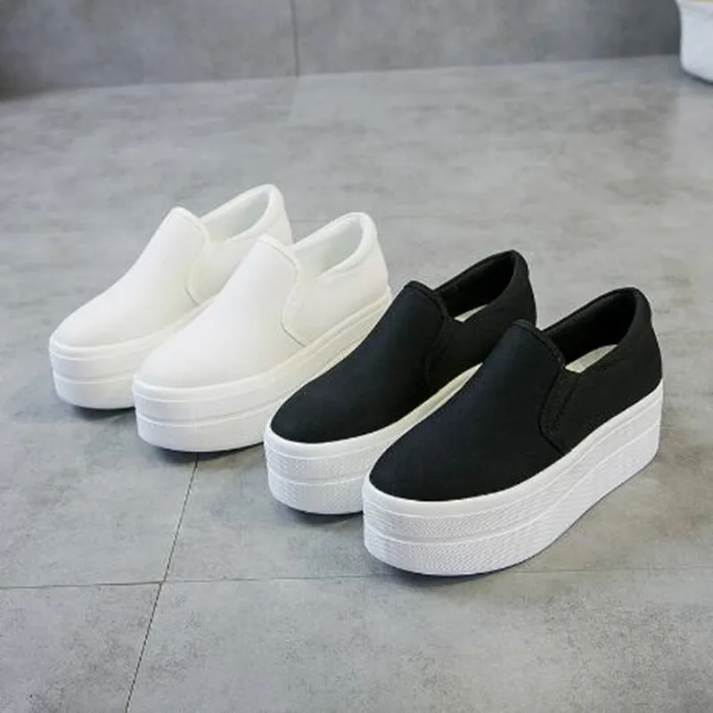 Women Flat New Platform Canvas Shoes Flats Woman Casual Sneakers Girls Student Thick Soled Loafers Ladies Slip on Tenis De Mujer
Women Flat New Platform Canvas Shoes Flats Woman Casual Sneakers Girls Student Thick Soled Loafers Ladies Slip on Tenis De Mujer