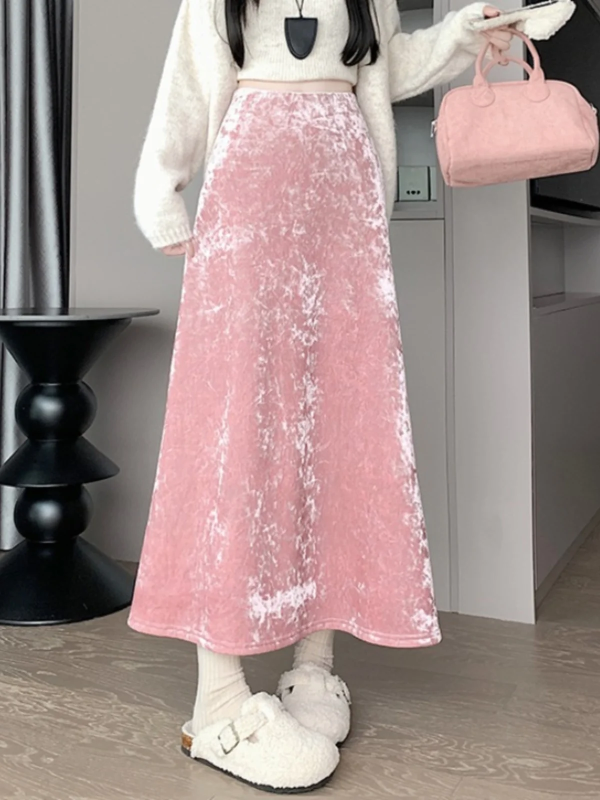 Золотистая бархатная юбка А-силуэта, женская, молочно-белая, с вышивкой, на флисовой подкладке, длинная, осенне-зимняя, под свитер
Золотистая бархатная юбка А-силуэта, женская, молочно-белая, с вышивкой, на флисовой подкладке, длинная, осенне-зимняя, под свитер