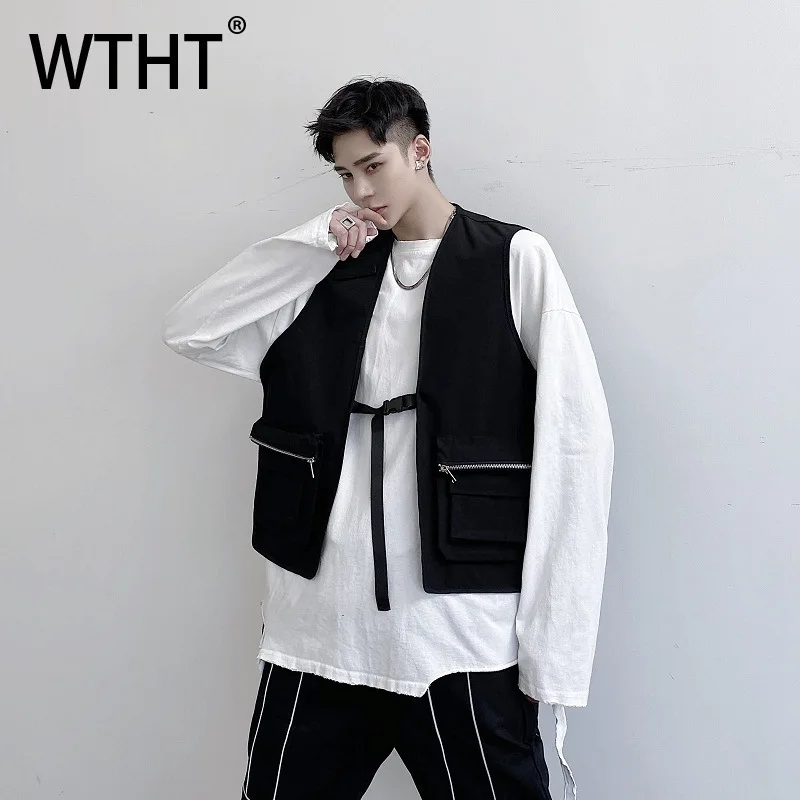 WTHT Fashion Men's Solid Color Big Pocket Bandage Vest Trendy 2025 Autumn American Style Zipper Sleeveless Waistcoat Male 2A1415
WTHT Fashion Men's Solid Color Big Pocket Bandage Vest Trendy 2025 Autumn American Style Zipper Sleeveless Waistcoat Male 2A1415