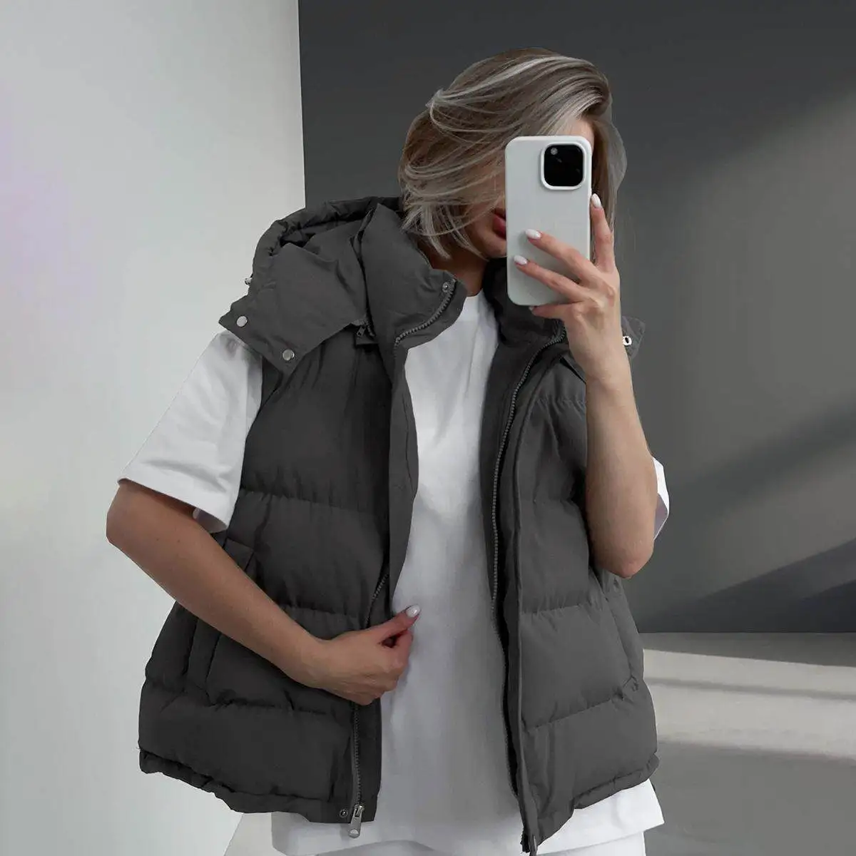 Trendy Cotton down Jacket Vest Sleeveless Hooded Outerwear for Women Short Length Color Fashionable Autumn Winter New A...
Trendy Cotton down Jacket Vest Sleeveless Hooded Outerwear for Women Short Length Color Fashionable Autumn Winter New A...