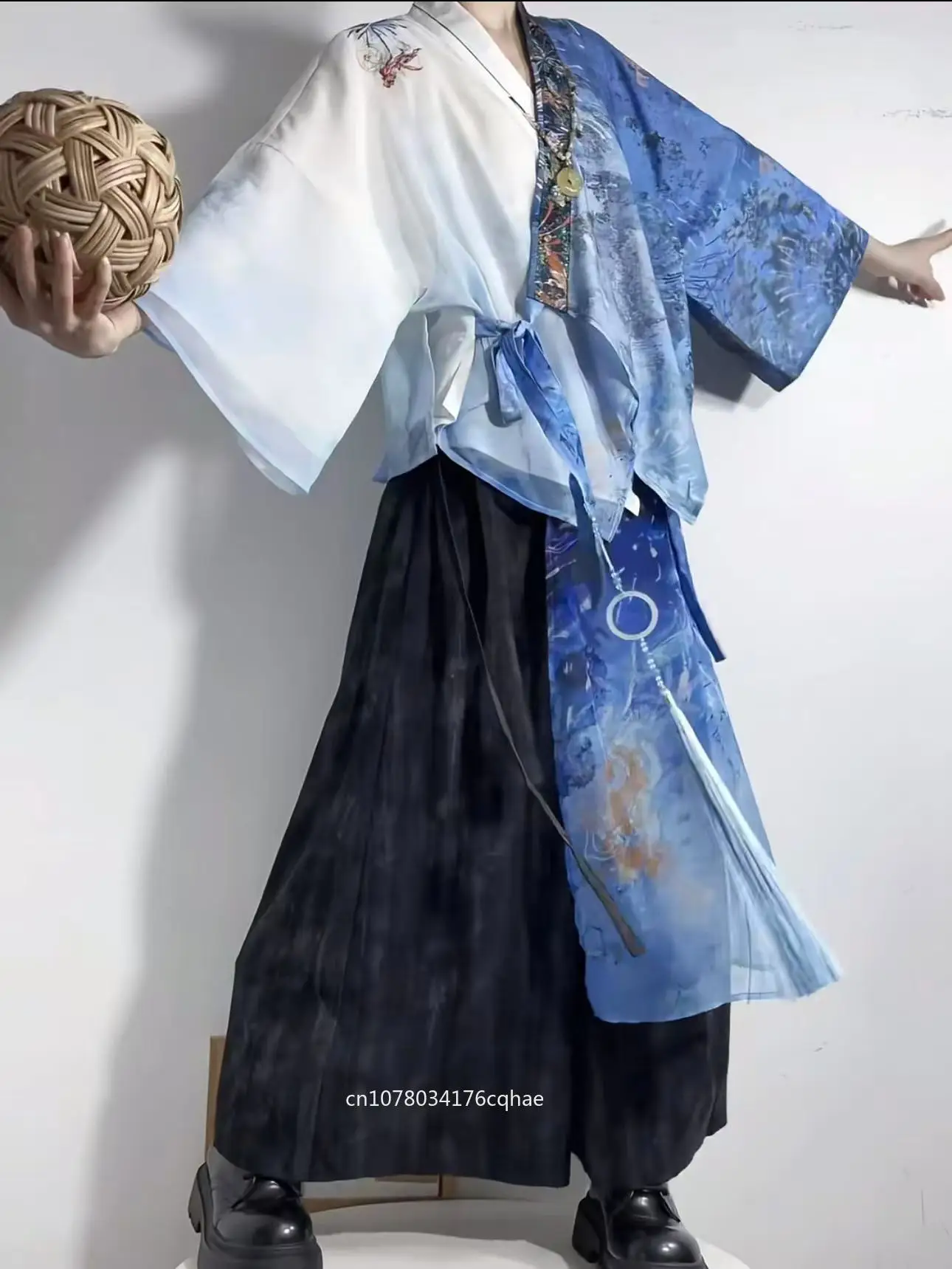 Youthful Sense Original Hanfu Men Women Water Ink Paintings Embroidery Cross Collar Suit Trendy Cool Halloween Cosplay Costume
Youthful Sense Original Hanfu Men Women Water Ink Paintings Embroidery Cross Collar Suit Trendy Cool Halloween Cosplay Costume
