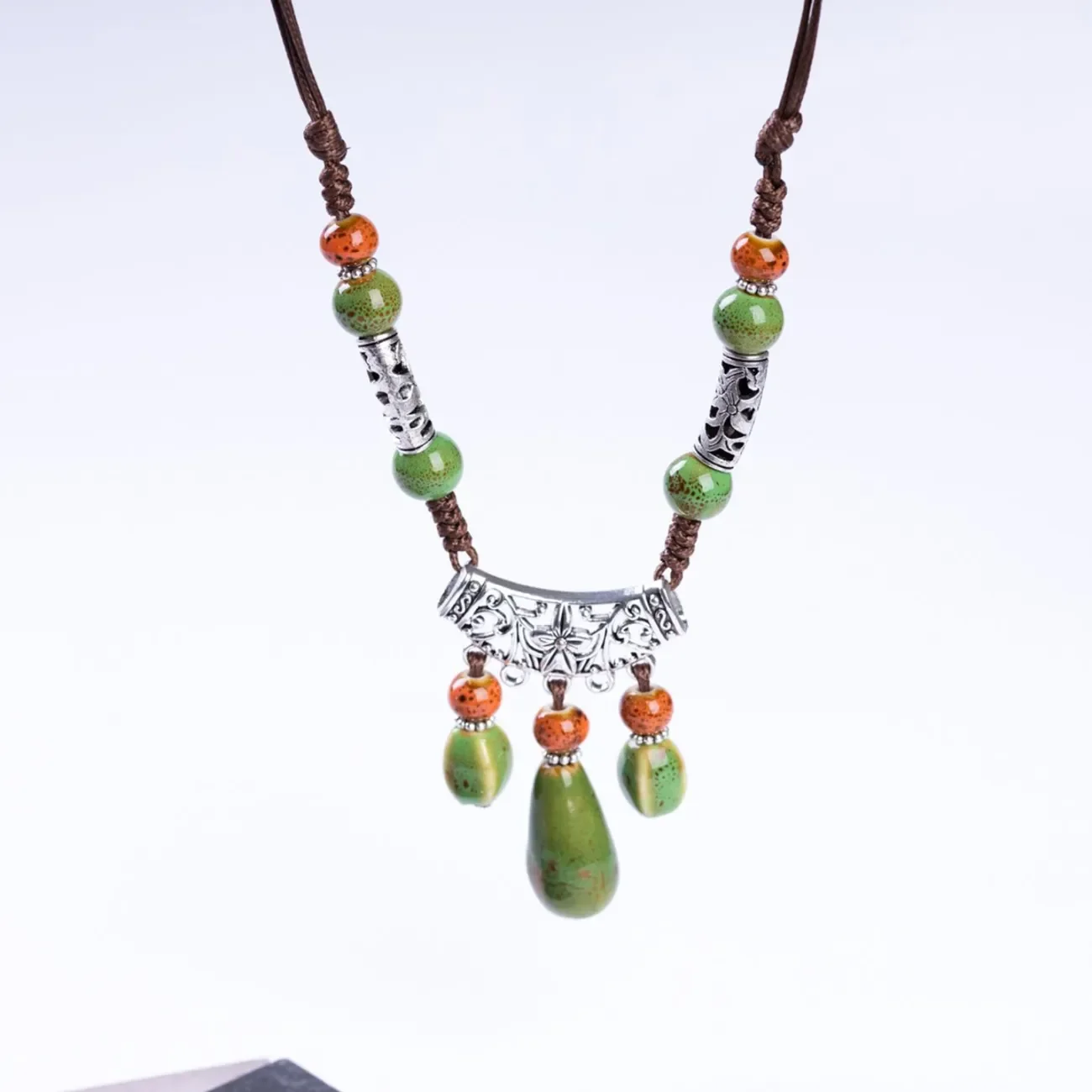 Handmade necklace ceramic droplet shaped retro art and ethnic style woven belt with creative adjustable women's necklace
Handmade necklace ceramic droplet shaped retro art and ethnic style woven belt with creative adjustable women's necklace