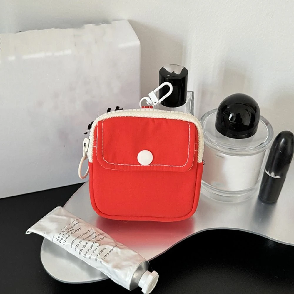 Simple Portable Nylon Coin Purse Korean Style Square Earphone Bag Candy Color Lightweight Mini Storage Bag Girls
Simple Portable Nylon Coin Purse Korean Style Square Earphone Bag Candy Color Lightweight Mini Storage Bag Girls