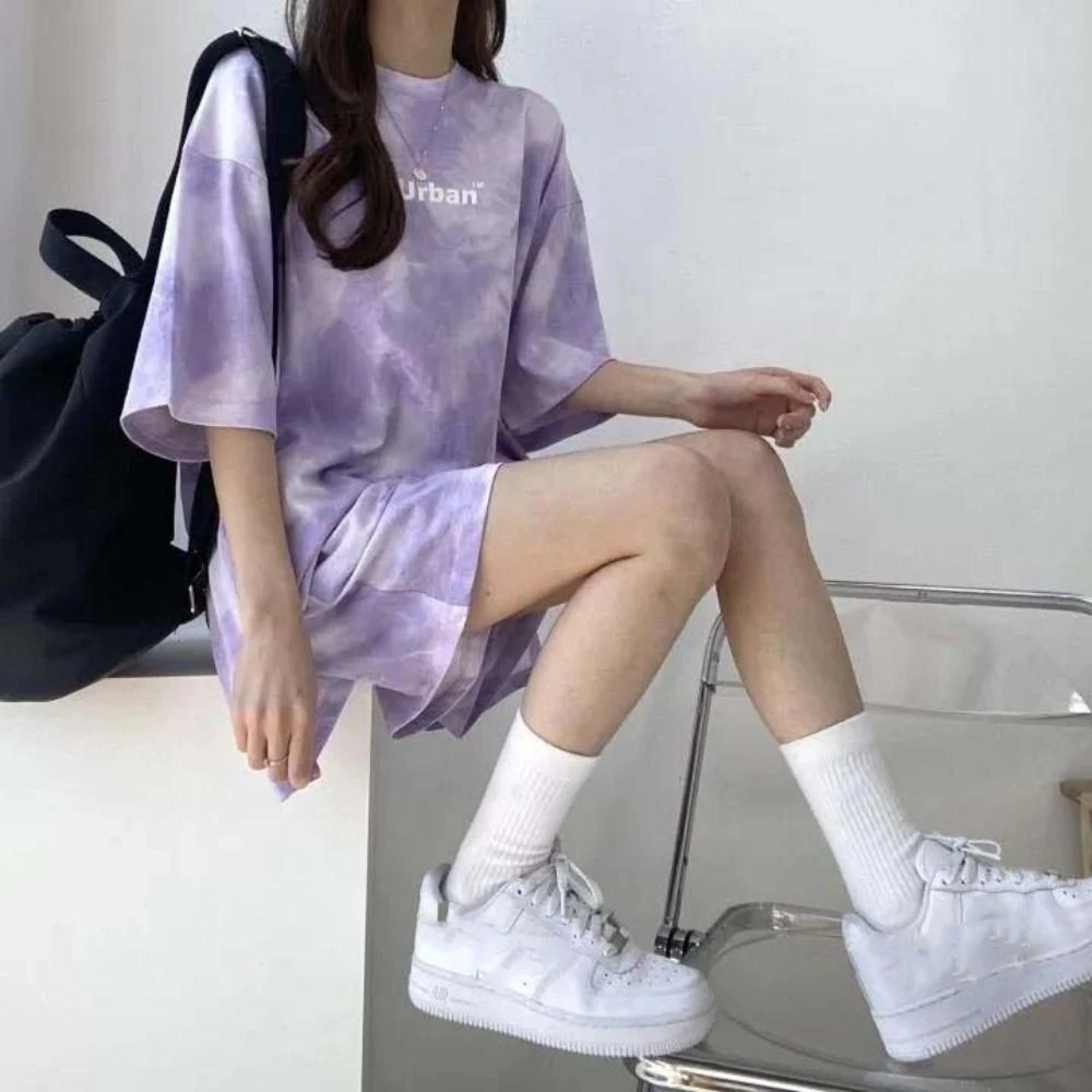 Simple Letter Two-piece Tracksuit Tie-dye Large Size Summer Loose Suit Sports Ins Short Sleeve T-shirt Shorts Summer
Simple Letter Two-piece Tracksuit Tie-dye Large Size Summer Loose Suit Sports Ins Short Sleeve T-shirt Shorts Summer