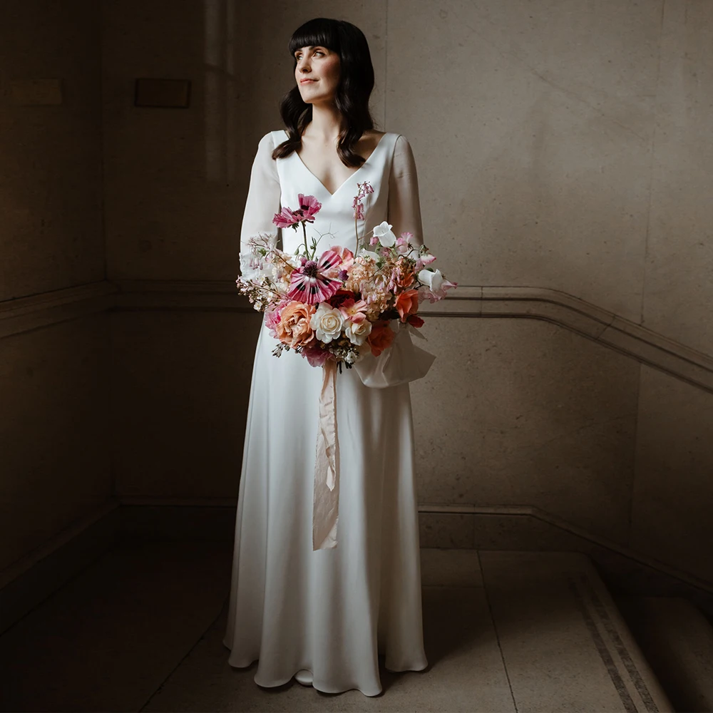 Customized V Neck Soft Satin Wedding Dress Elegant Long Sleeves A Line Sweep Train Outdoor Garden Wedding Bridal Gown TSWD461
Customized V Neck Soft Satin Wedding Dress Elegant Long Sleeves A Line Sweep Train Outdoor Garden Wedding Bridal Gown TSWD461