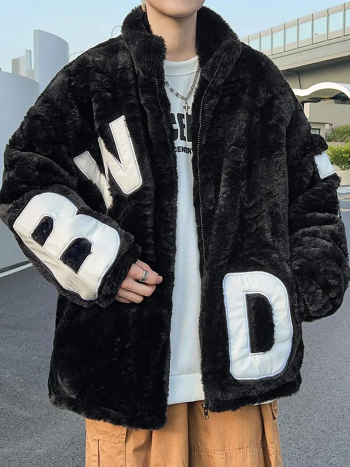 Winter Embroidered Lamb Velvet Cotton Jaet Men's Casual Thiened Youth Warm Leisure Trendy Brand Fce Outerwear
Winter Embroidered Lamb Velvet Cotton Jaet Men's Casual Thiened Youth Warm Leisure Trendy Brand Fce Outerwear