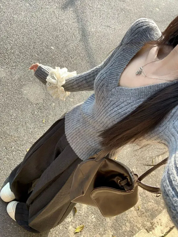 Женский модный вязаный топ средней длины с V-образным вырезом, облегающий, в корейском стиле, для зимы
Женский модный вязаный топ средней длины с V-образным вырезом, облегающий, в корейском стиле, для зимы