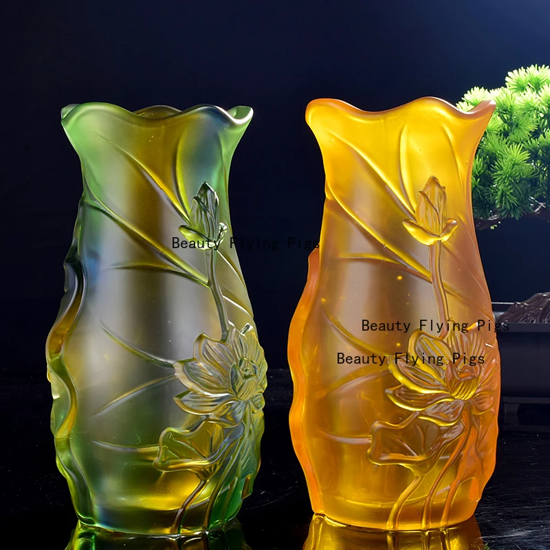1pc Glass Lotus Vase Desktop Hydroponic Vase Buddhist Temple and Buddhist Equipment Home Decoration Household Tribute Vase
1pc Glass Lotus Vase Desktop Hydroponic Vase Buddhist Temple and Buddhist Equipment Home Decoration Household Tribute Vase