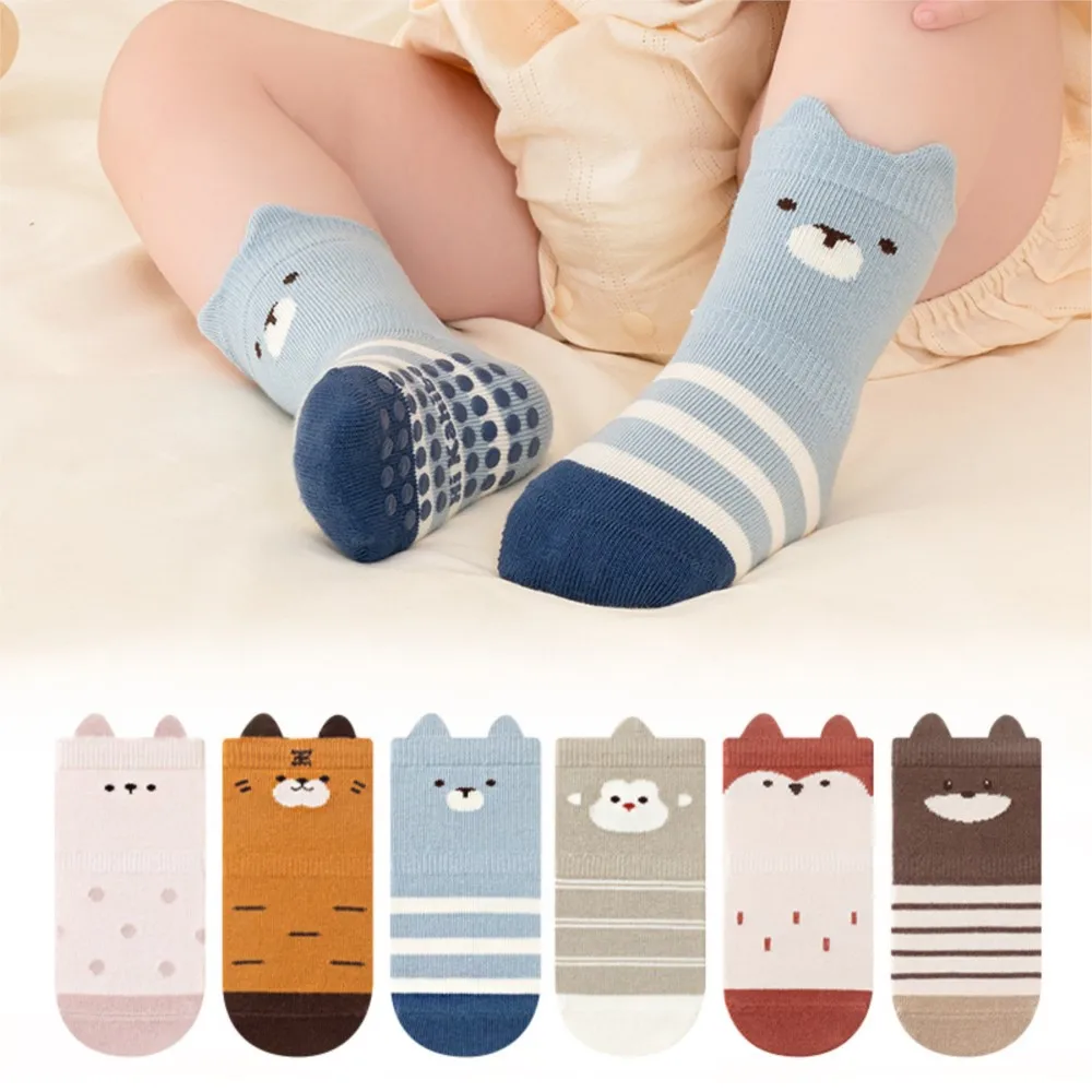 Baby floor socks spring new children's cartoon floor socks non-slip toddler tube home socks children's socks.
Baby floor socks spring new children's cartoon floor socks non-slip toddler tube home socks children's socks.