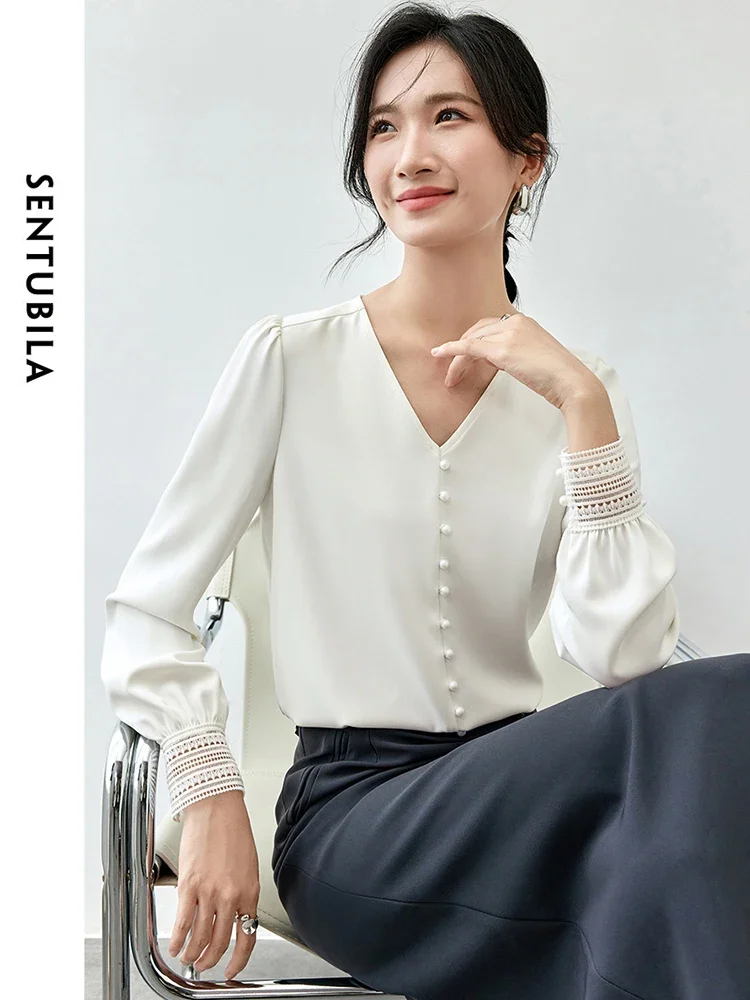 SENTUBILA Elegant Patchwork Blouse Women 2025 Spring Straight V Neck Hollow Out Lace Cuff Pearl Buckle Woman Tops Q43C56966
SENTUBILA Elegant Patchwork Blouse Women 2025 Spring Straight V Neck Hollow Out Lace Cuff Pearl Buckle Woman Tops Q43C56966