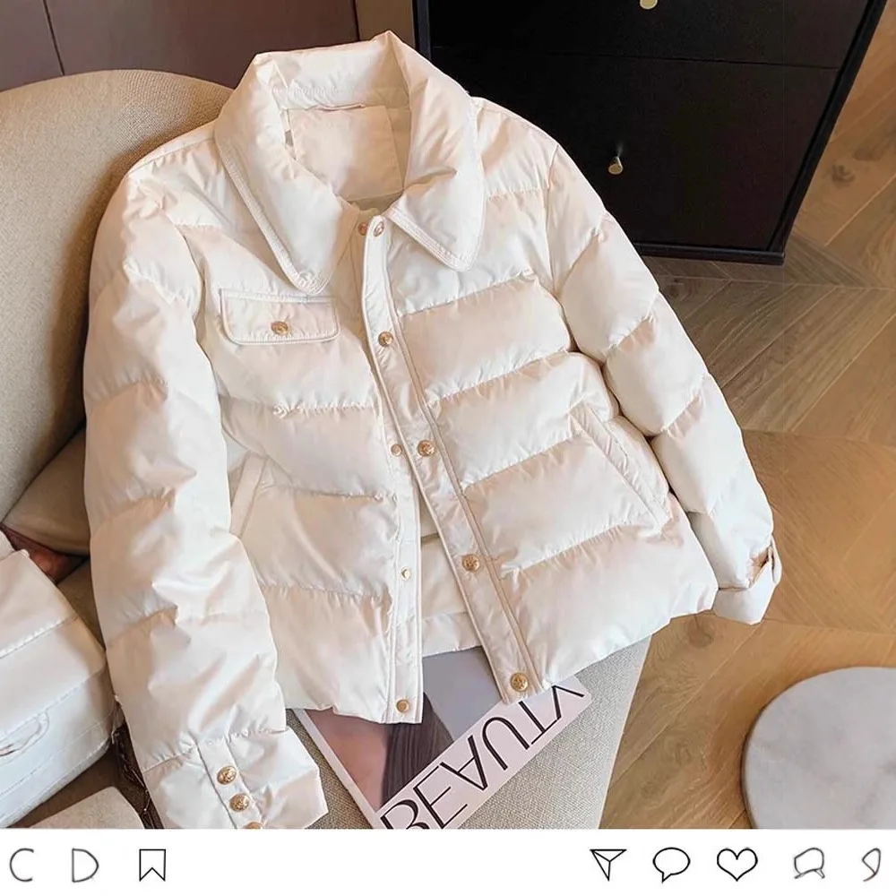 White Gold Bule ort down Cotton Jaet Women's Faionable Versatile Warm Winter Outerwear Flip Collar Knitted Coat
White Gold Bule ort down Cotton Jaet Women's Faionable Versatile Warm Winter Outerwear Flip Collar Knitted Coat