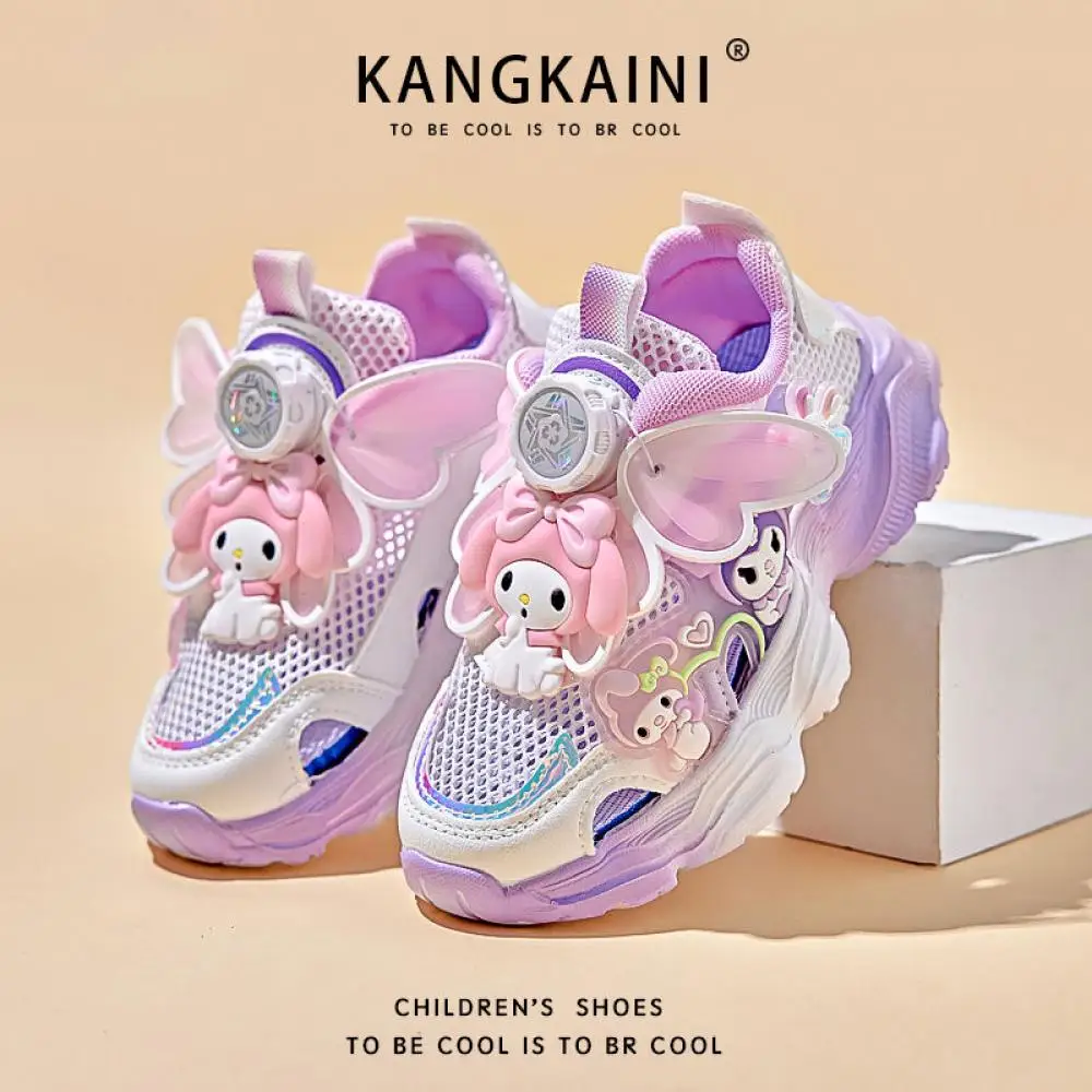 Sanrio, весенне-летняя новая повседневная спортивная обувь для бега My Melody для девочек, детские трендовые дышащие кроссовки с вращающимися пуговицами
Sanrio, весенне-летняя новая повседневная спортивная обувь для бега My Melody для девочек, детские трендовые дышащие кроссовки с вращающимися пуговицами