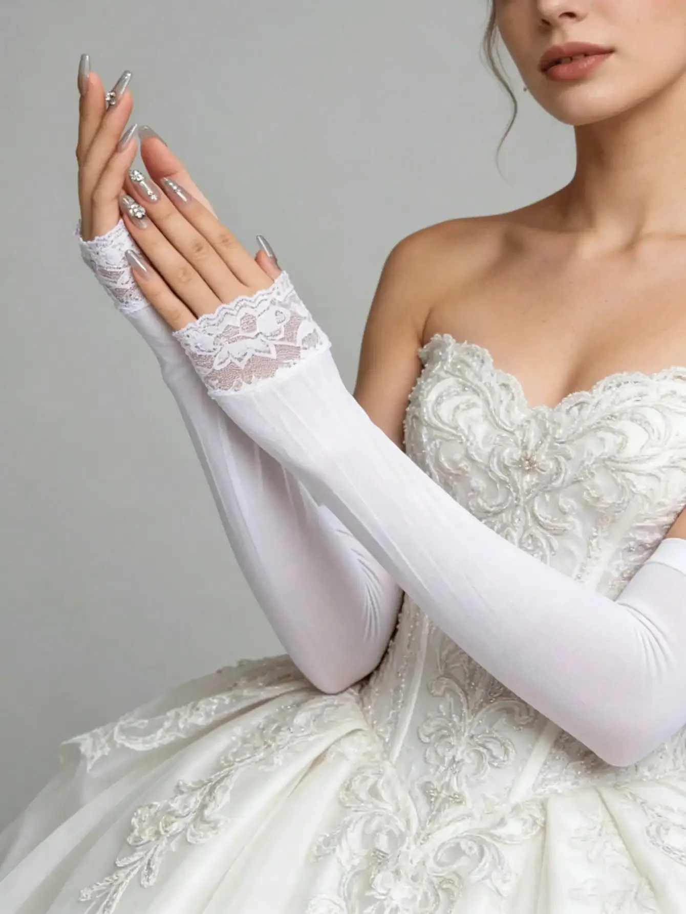 1 Pair White Thin Lace Trim Arm Sleeves, Suitable For Wedding, Outdoor Wear To Cover And Protect Skin,Travel,Festival
1 Pair White Thin Lace Trim Arm Sleeves, Suitable For Wedding, Outdoor Wear To Cover And Protect Skin,Travel,Festival