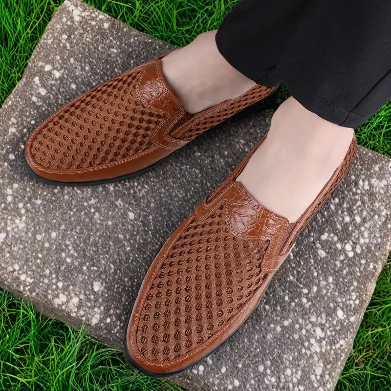 Повседневный отдых, простая атмосфера, нескользящие и износостойкие, качественные ленивые однопедальные, легкие и дышащие лоферы.
Повседневный отдых, простая атмосфера, нескользящие и износостойкие, качественные ленивые однопедальные, легкие и дышащие лоферы.