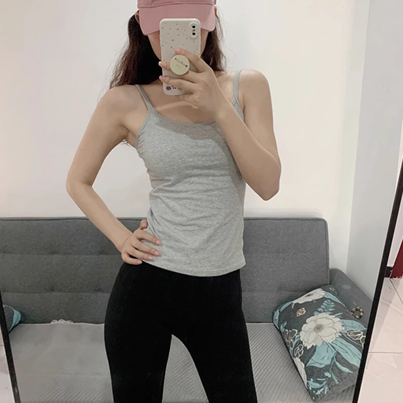 1PC Korean Women's Solid Color Spaghetti Straps Sleeveless Slim Camisole With Chest Pad
1PC Korean Women's Solid Color Spaghetti Straps Sleeveless Slim Camisole With Chest Pad