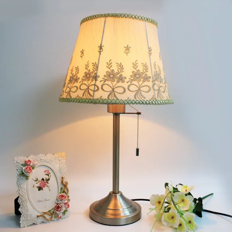 American Metal Desk Lamp Modern Bedroom Headboard table lamp Hotel Romantic Decor Reading Lamp
American Metal Desk Lamp Modern Bedroom Headboard table lamp Hotel Romantic Decor Reading Lamp
