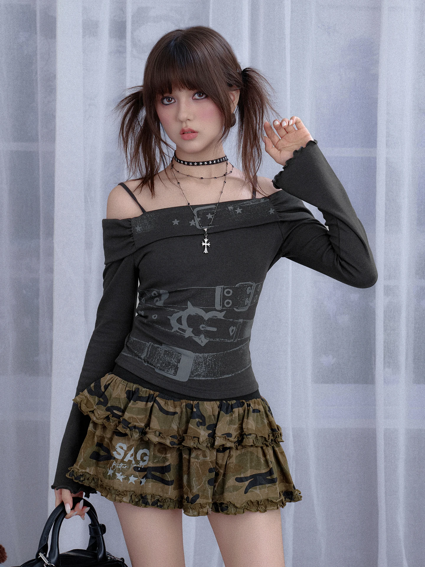 SagiDolls Сексуальный облегающий укороченный топ с принтом, поясом, завышенной талией, длинными рукавами, из смесового хлопка, комфортный, влагоотводящий.
SagiDolls Сексуальный облегающий укороченный топ с принтом, поясом, завышенной талией, длинными рукавами, из смесового хлопка, комфортный, влагоотводящий.