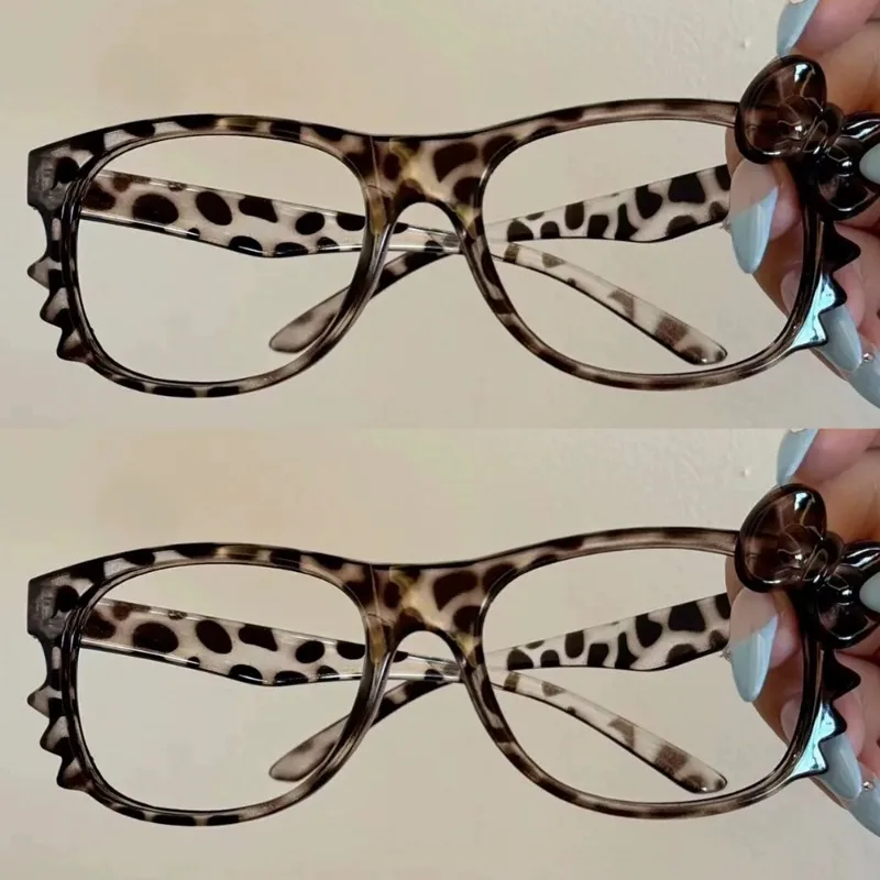 Leopard Print Eyeglass Frame Women Girls Y2K Retro Bow Tie Comfortable Eye Glasses Cute Cosplay Party Eyeglasses Fashion Gifts
Leopard Print Eyeglass Frame Women Girls Y2K Retro Bow Tie Comfortable Eye Glasses Cute Cosplay Party Eyeglasses Fashion Gifts