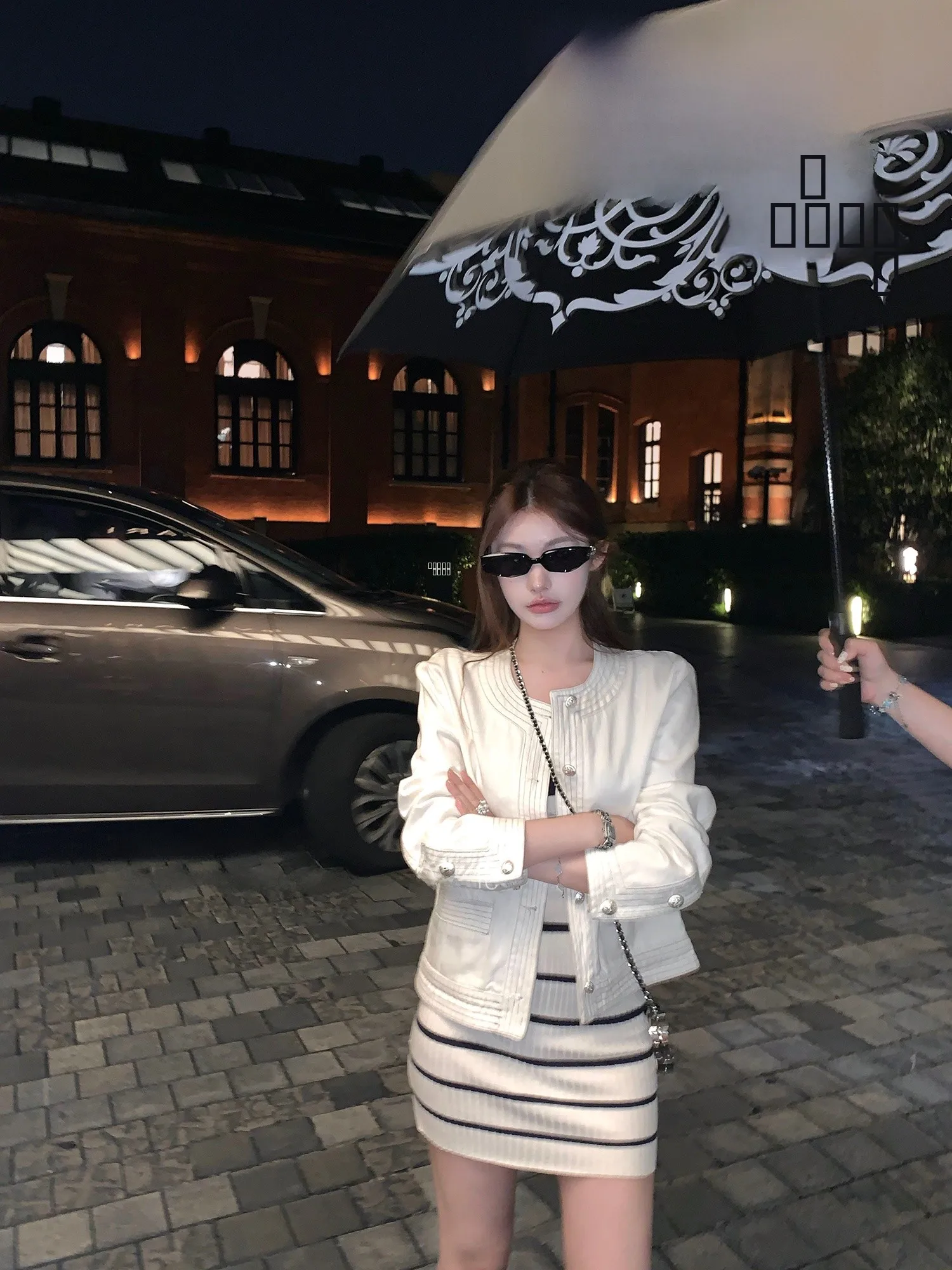 Винтажная джинсовая куртка Chien для женщин: свободный крой, осенняя мода, хлопковая, ветрозащитная, с длинными рукавами, на пуговицах
Винтажная джинсовая куртка Chien для женщин: свободный крой, осенняя мода, хлопковая, ветрозащитная, с длинными рукавами, на пуговицах