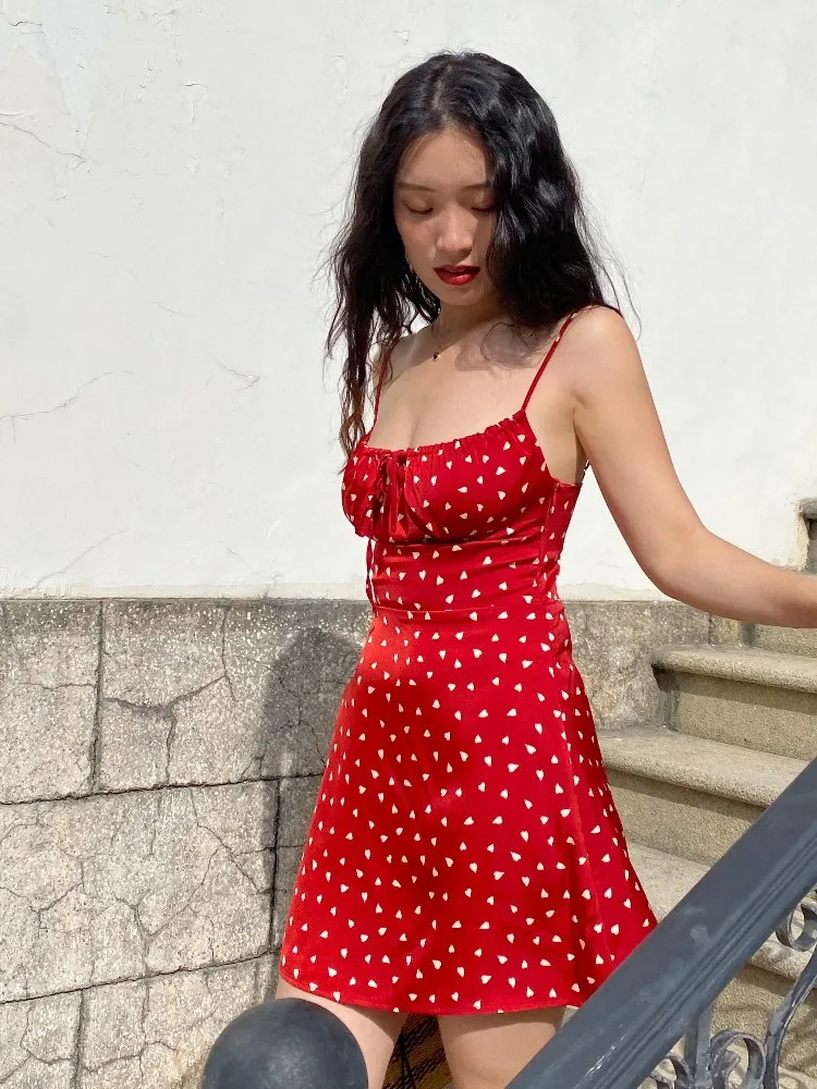 Pure Desire атласное сердце с цветочным принтом ter Dr женское летнее сексуальное платье на бретельках французская юбка с принтом
Pure Desire атласное сердце с цветочным принтом ter Dr женское летнее сексуальное платье на бретельках французская юбка с принтом