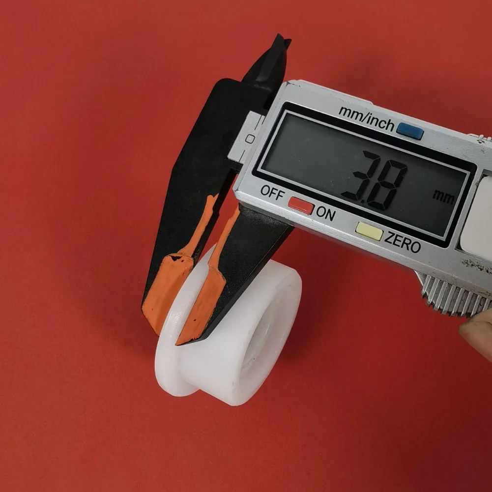 Brand New Pulley Rowing Machine 34.5mm Height 17.8mm Inner Diameter 8mm Metal White Applicable Fitness Equipment: Rowing Machine
Brand New Pulley Rowing Machine 34.5mm Height 17.8mm Inner Diameter 8mm Metal White Applicable Fitness Equipment: Rowing Machine