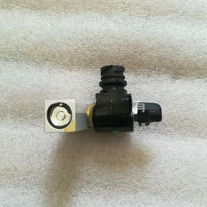 Adapt Post-processing Accessories - Yimitech Urea Pump 080310-015 Air Shut-off Solenoid Valve
Adapt Post-processing Accessories - Yimitech Urea Pump 080310-015 Air Shut-off Solenoid Valve