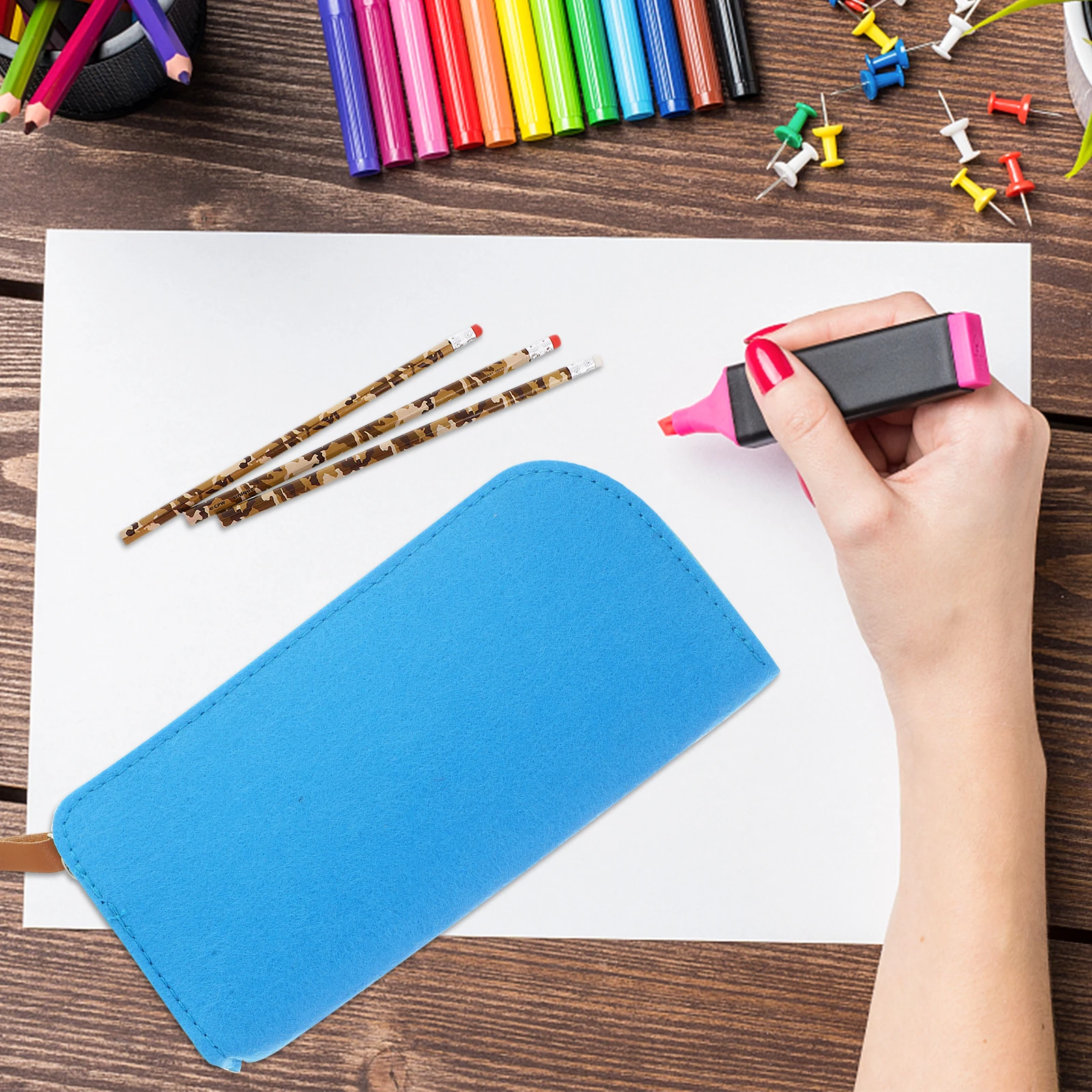 Washable Felt Stationery Bag 4Pcs Large Capacity Pencil Case With Zipper Organizer For Art Supplies Brushes
Washable Felt Stationery Bag 4Pcs Large Capacity Pencil Case With Zipper Organizer For Art Supplies Brushes