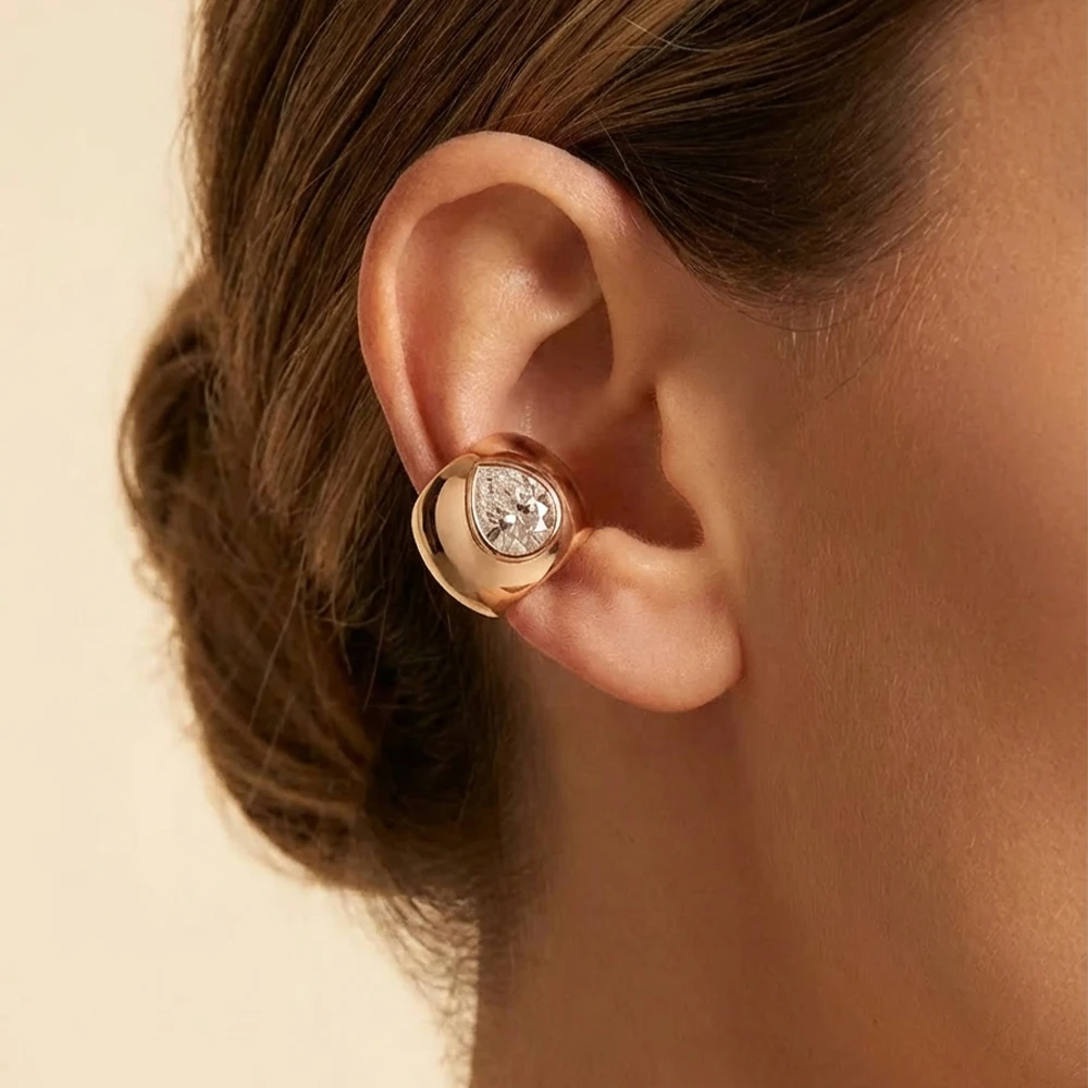 Stainless Steel Wide Clip Earrings Teardrop Zircon Gold Color No Piercing Cartilage Ear Cuff for Women Minimalist Jewelry
Stainless Steel Wide Clip Earrings Teardrop Zircon Gold Color No Piercing Cartilage Ear Cuff for Women Minimalist Jewelry
