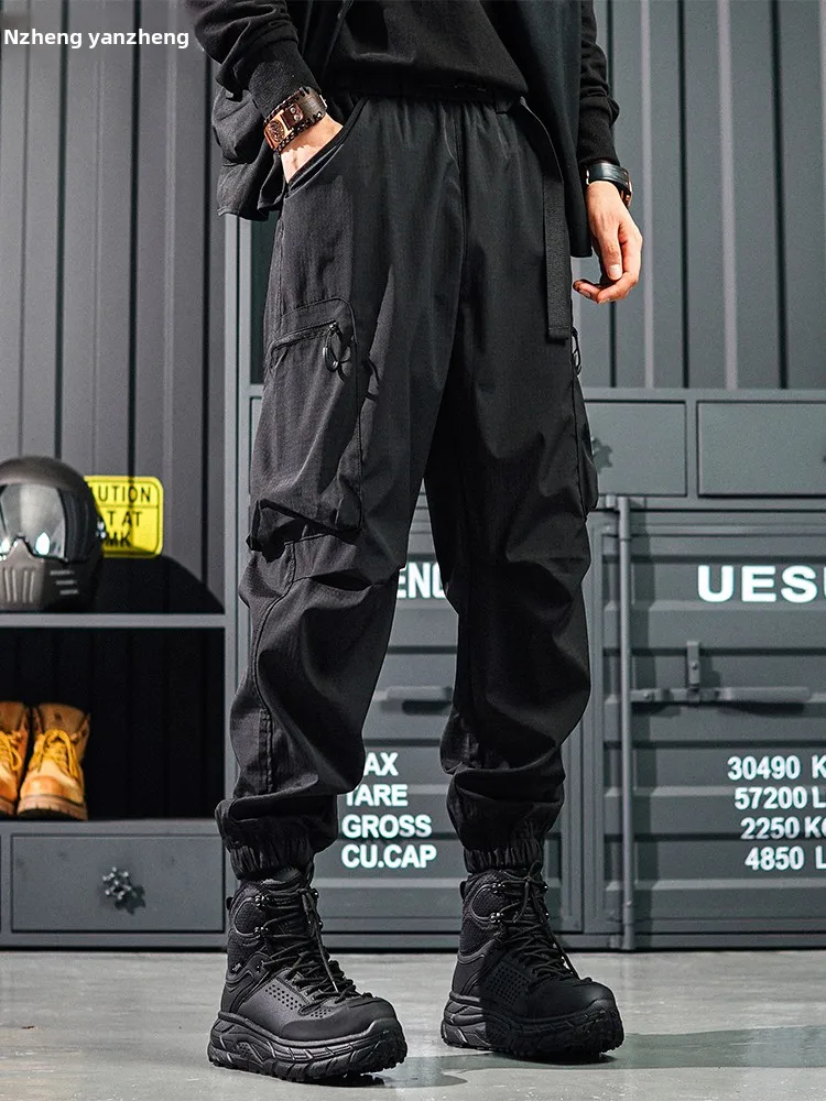 Осенние новые мужские повседневные брюки свободного кроя Sle Qui Dry для улицы, рабочие брюки-карго, молодежные длинные брюки с эластичной резинкой на талии
Осенние новые мужские повседневные брюки свободного кроя Sle Qui Dry для улицы, рабочие брюки-карго, молодежные длинные брюки с эластичной резинкой на талии