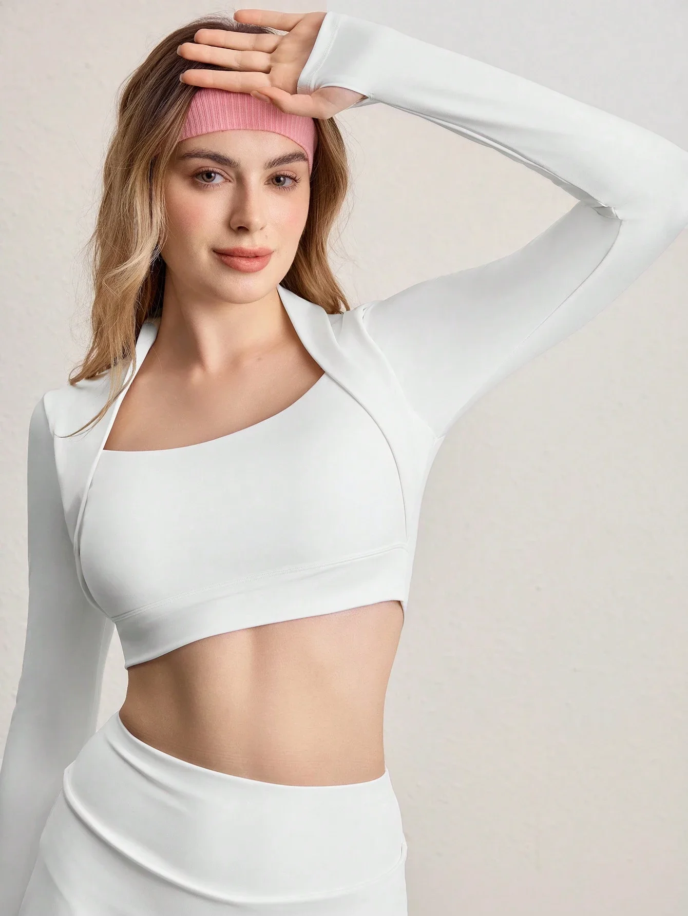 Women Sporty Solid Color Long Sleeve Crop Top And Skirt Set For Workout Casual Wear
Women Sporty Solid Color Long Sleeve Crop Top And Skirt Set For Workout Casual Wear