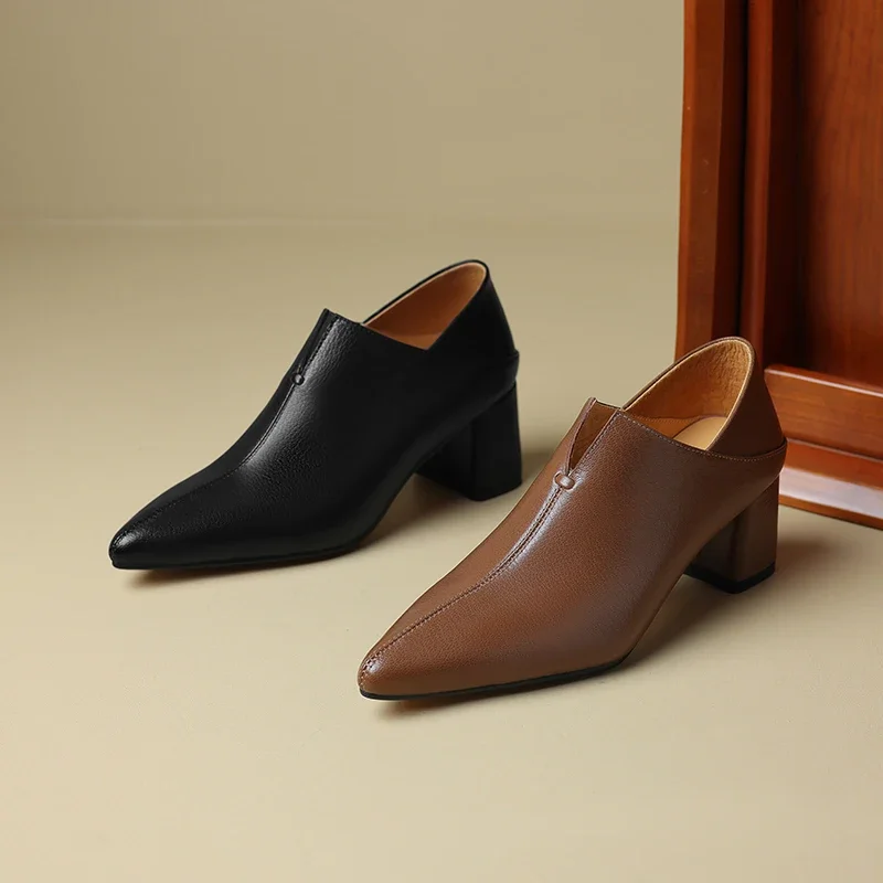 2024 new spring Women pumps natural leather 22-25cm sheepskin+pigskin full leather thick heel pointed toe Vintage women shoes
2024 new spring Women pumps natural leather 22-25cm sheepskin+pigskin full leather thick heel pointed toe Vintage women shoes