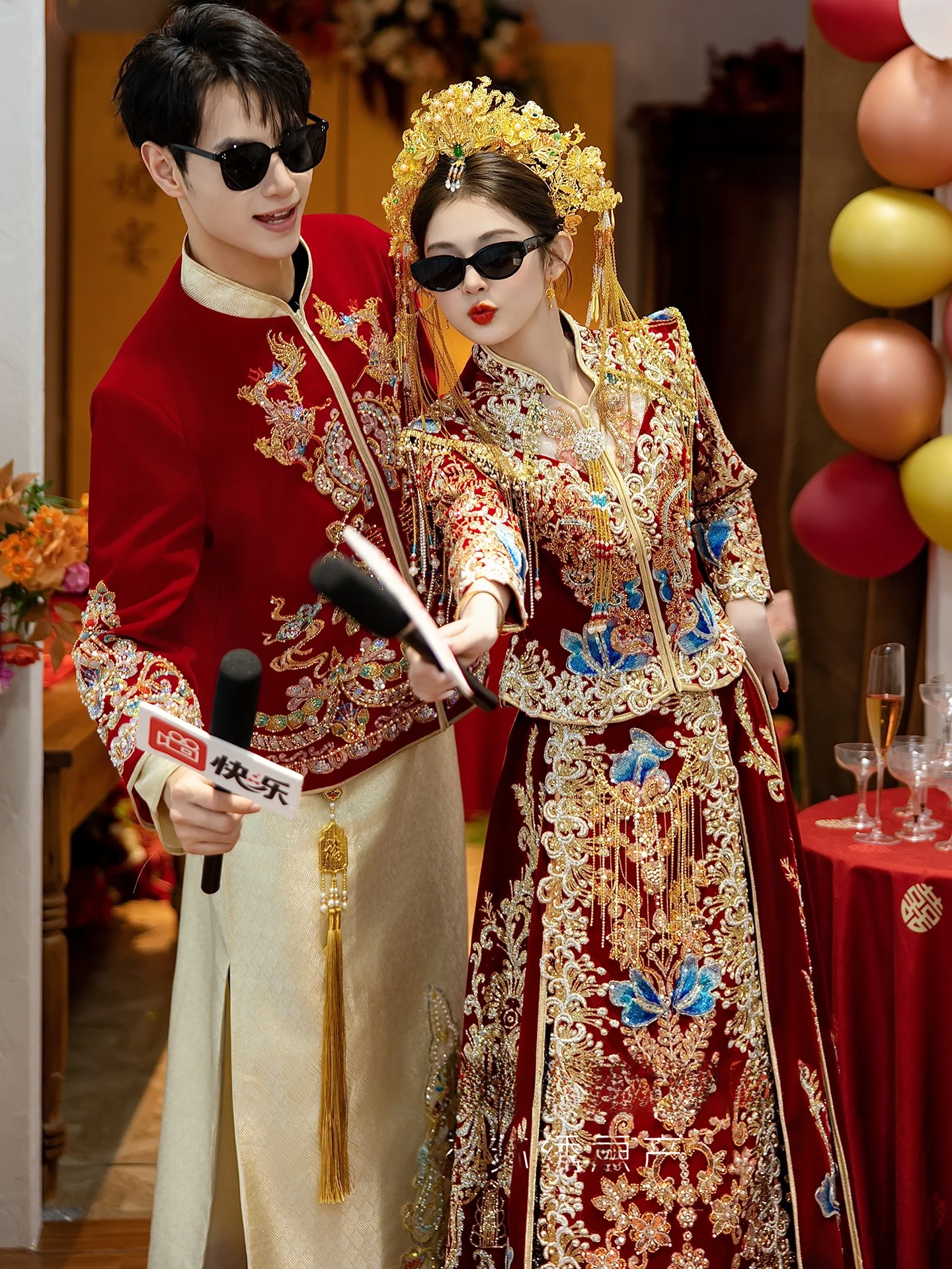 Elegant Traditional Chinese Wedding Dress Show He Fu New 2026 Heavy Work Bride Gown Slimming Wedding Ceremony Dress
Elegant Traditional Chinese Wedding Dress Show He Fu New 2026 Heavy Work Bride Gown Slimming Wedding Ceremony Dress