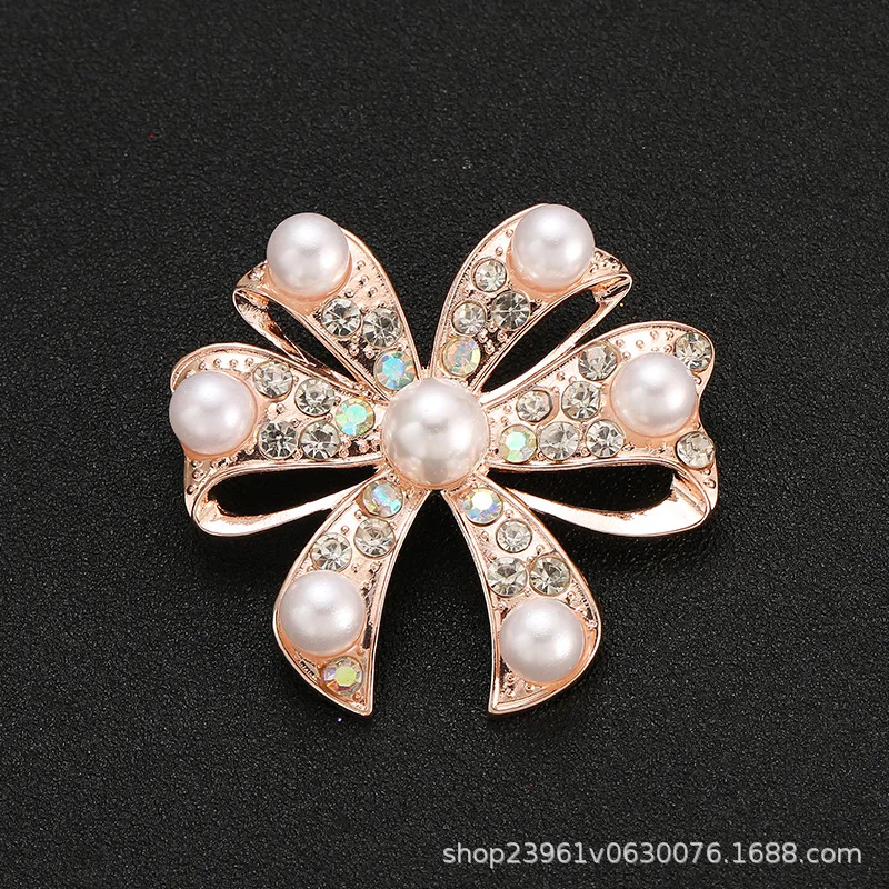 2PC setLarge Brooch for Women High-end Cardigan Niche Design Sense Sweater Blazer Versatile Vintage Pin Wholesale
2PC setLarge Brooch for Women High-end Cardigan Niche Design Sense Sweater Blazer Versatile Vintage Pin Wholesale